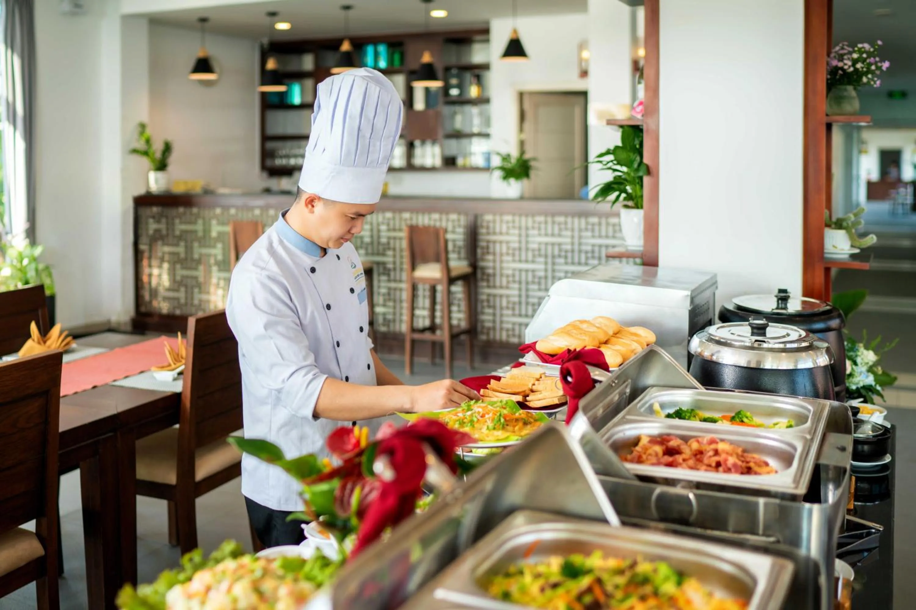 Restaurant/places to eat in Tam Thanh Beach Resort & Spa