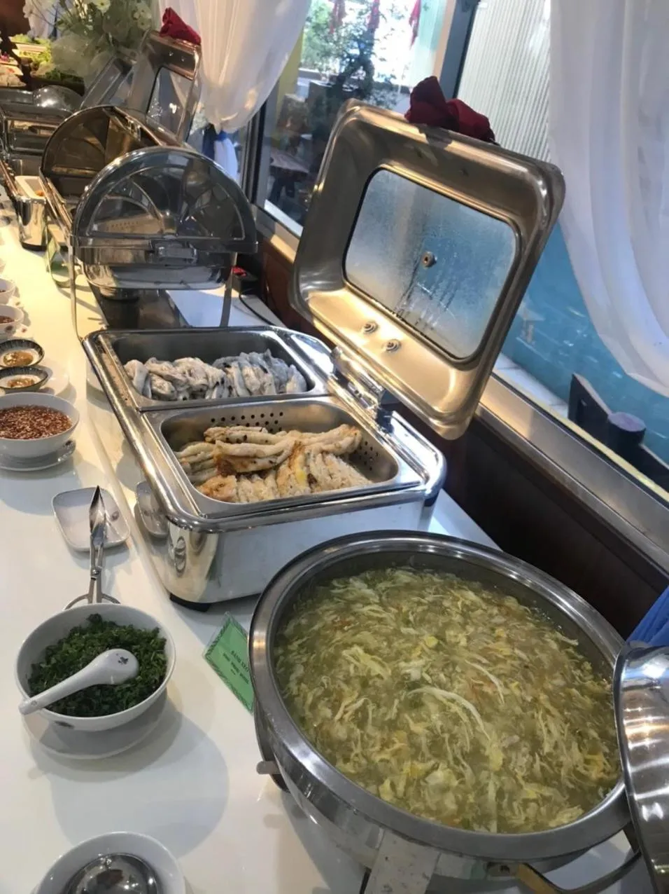 Breakfast in Khách Sạn Hùng Vương Quảng Ngãi