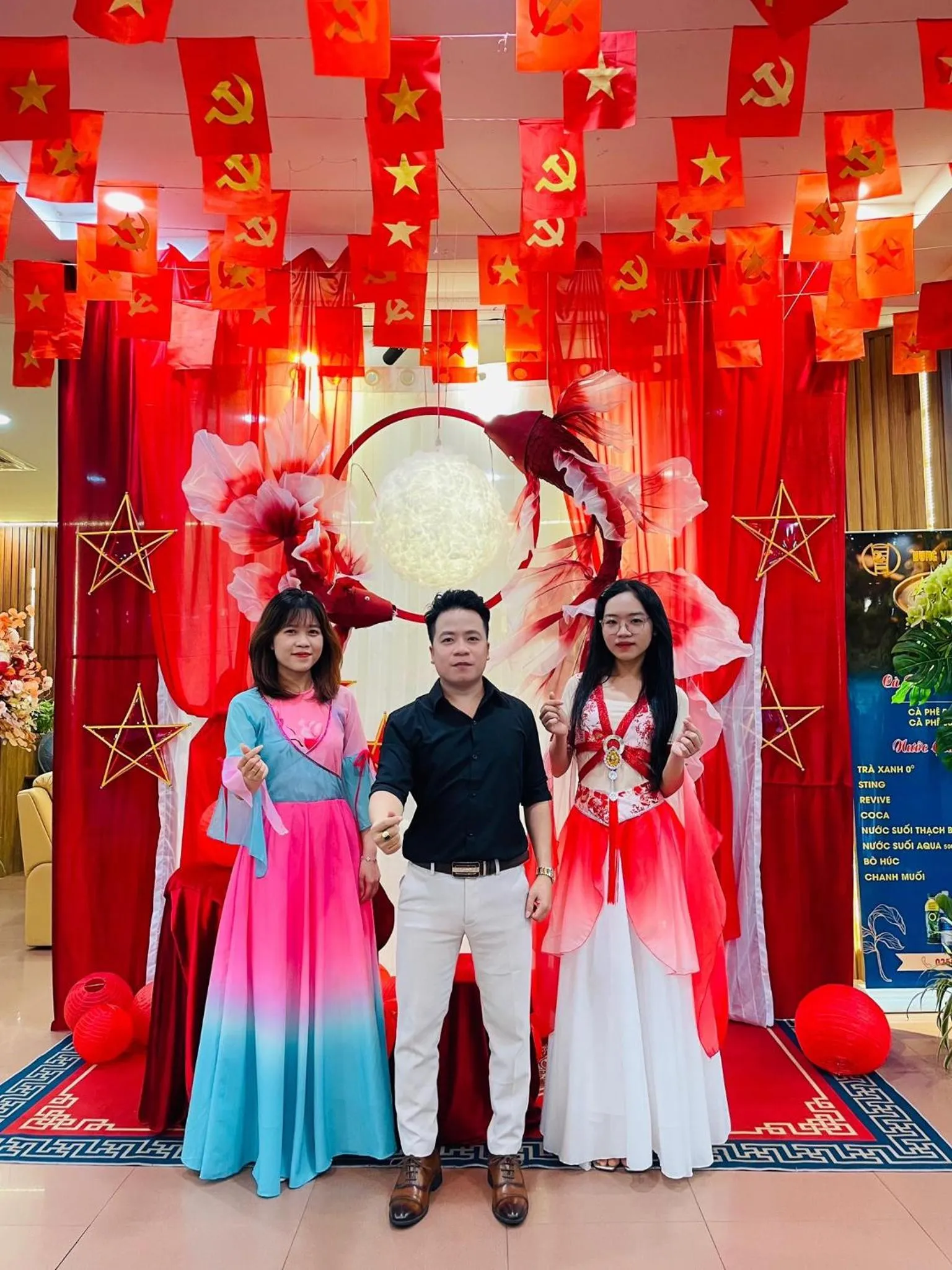 Communal lounge/ TV room in Khách Sạn Hùng Vương Quảng Ngãi