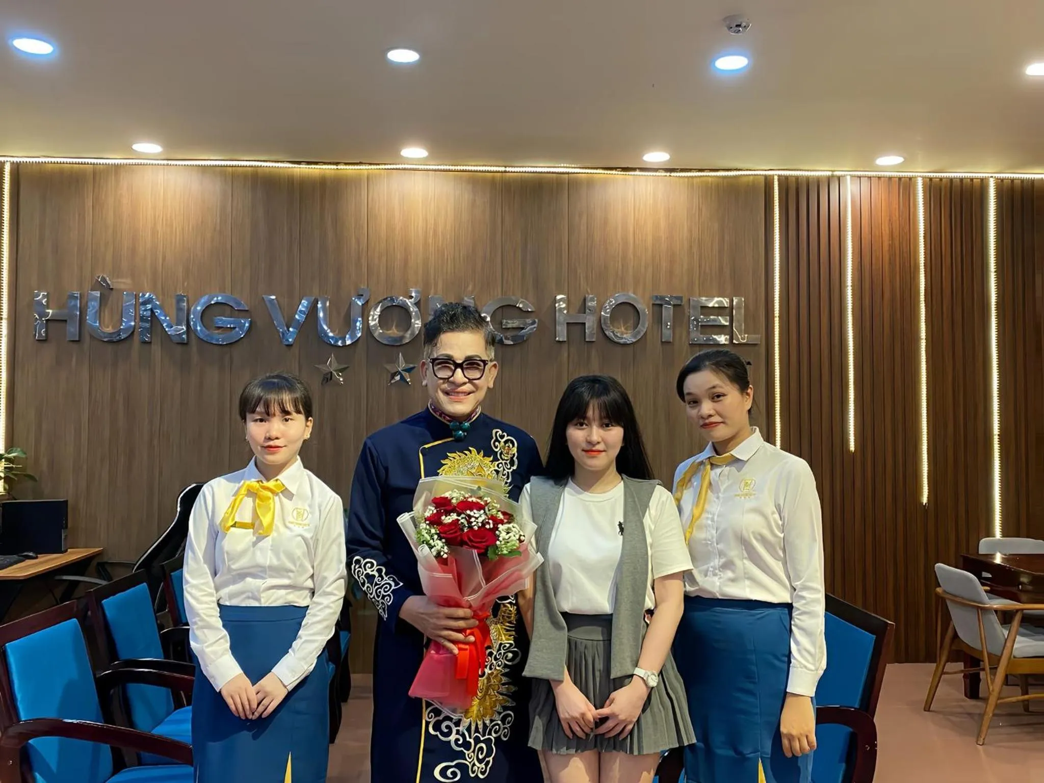 Lobby or reception in Khách Sạn Hùng Vương Quảng Ngãi