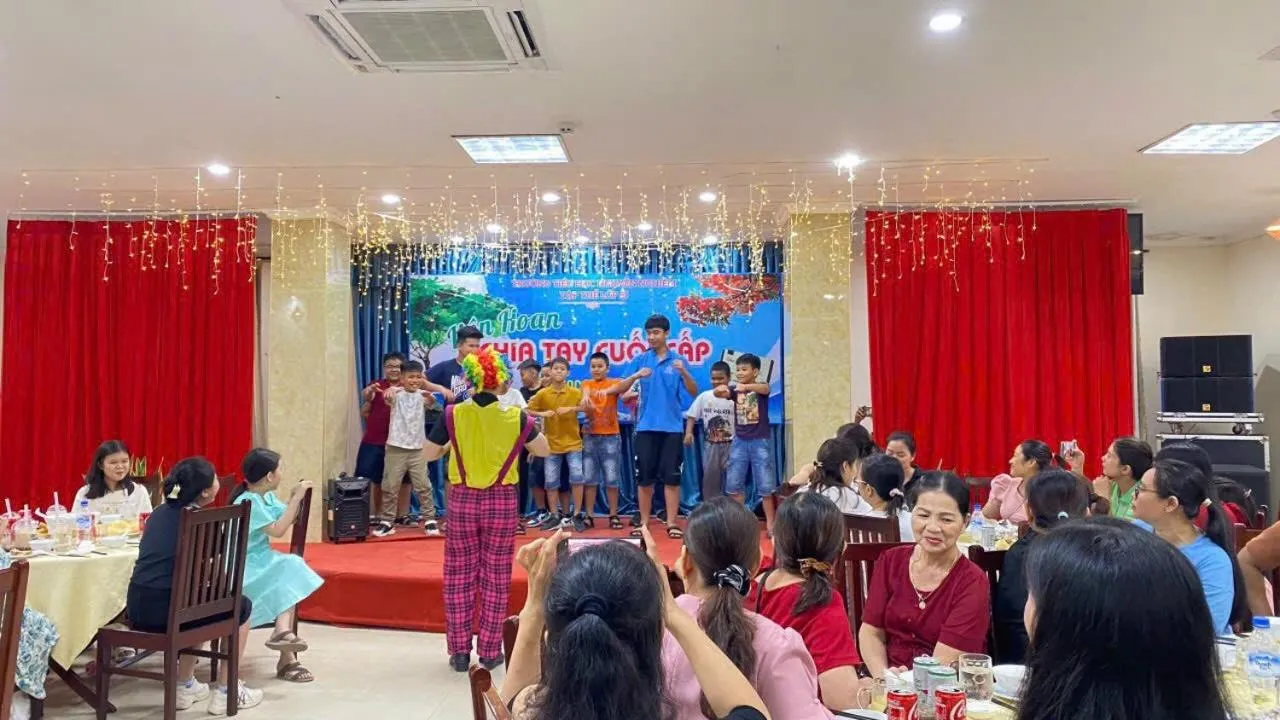 Banquet/Function facilities in Khách Sạn Hùng Vương Quảng Ngãi