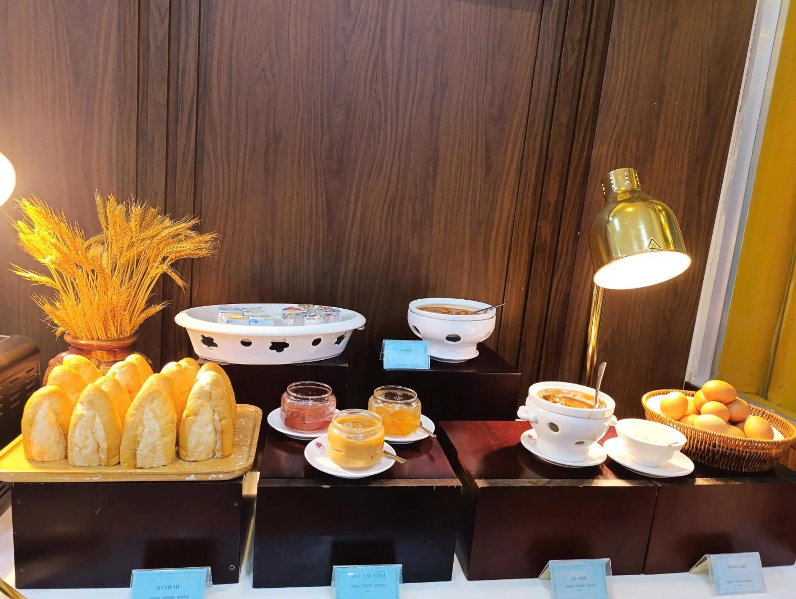 Breakfast in Khách Sạn Hùng Vương Quảng Ngãi