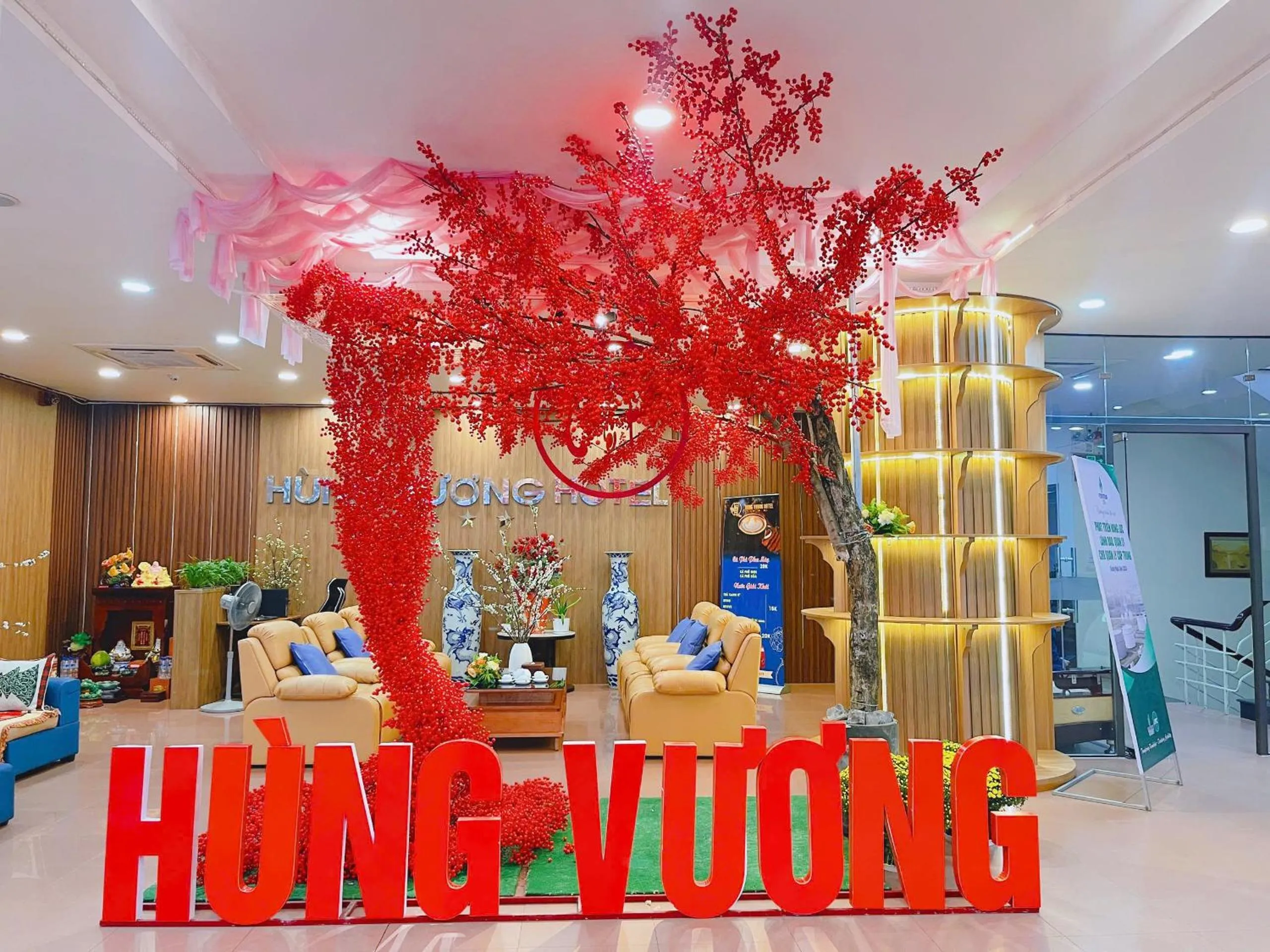 Property building in Khách Sạn Hùng Vương Quảng Ngãi