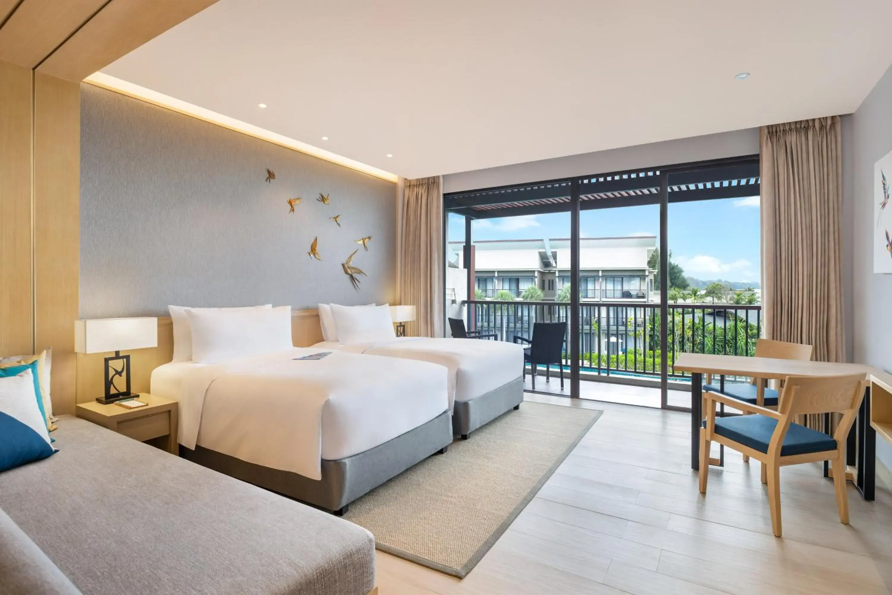 Large Twin Room with Pool View in Le Meridien Khao Lak Resort & Spa Large Twin Room with Pool View in Le Meridien Khao Lak Resort & Spa