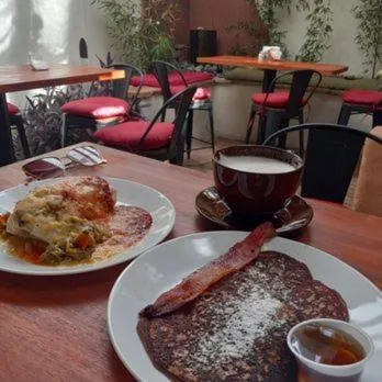 Breakfast in Las Palomas