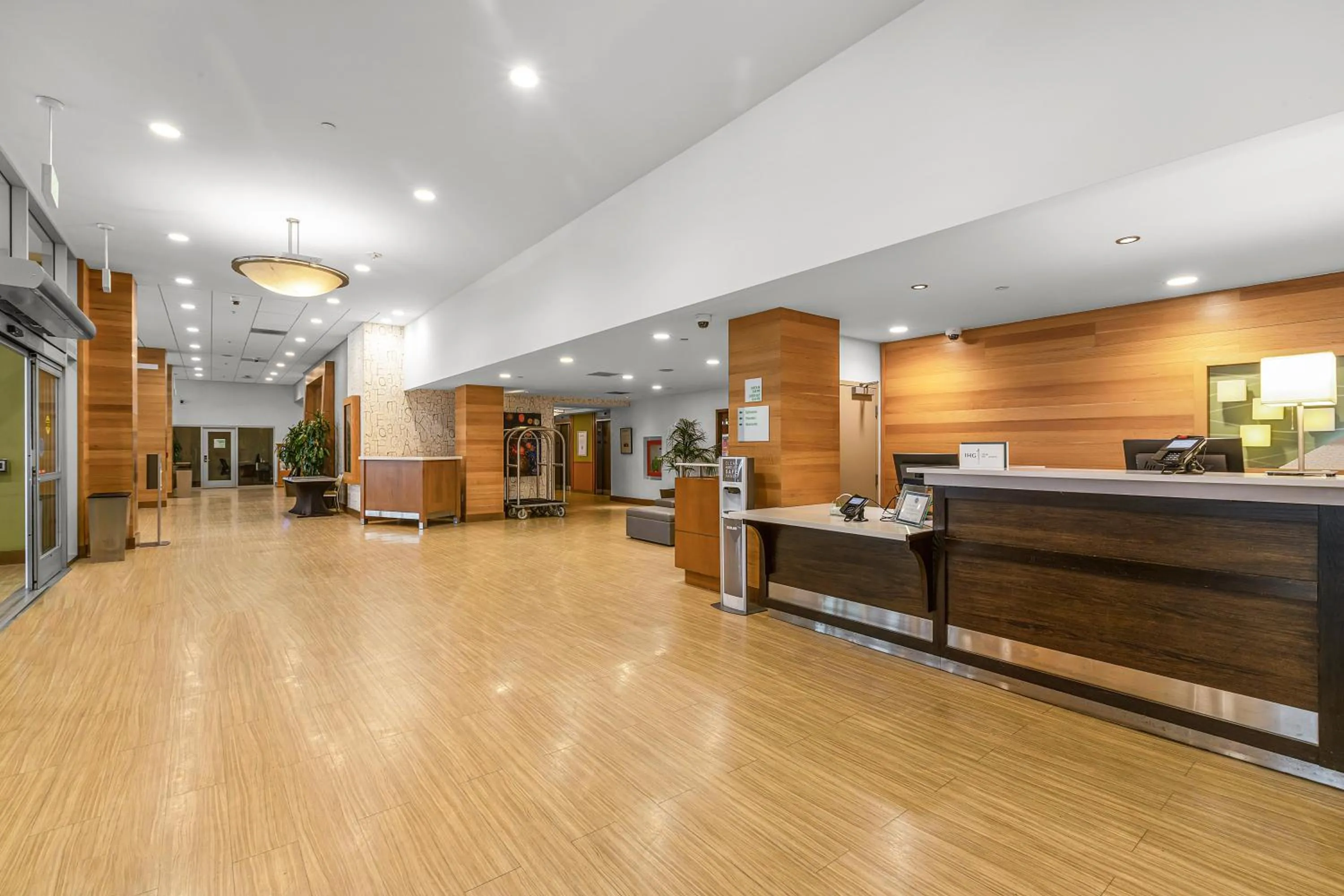 Lobby or reception in Holiday Inn San Francisco - Golden Gateway newly renovated with No Resort Fee