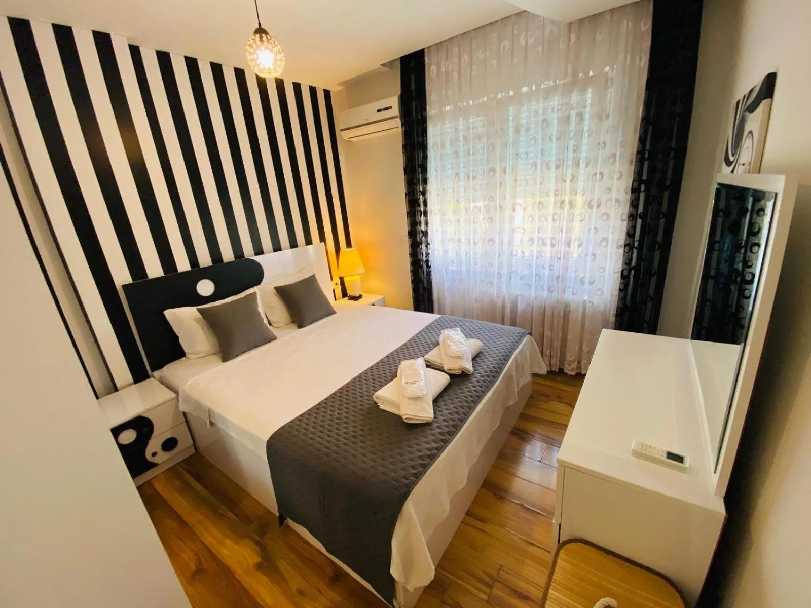 Bed in Royal Loft Suit