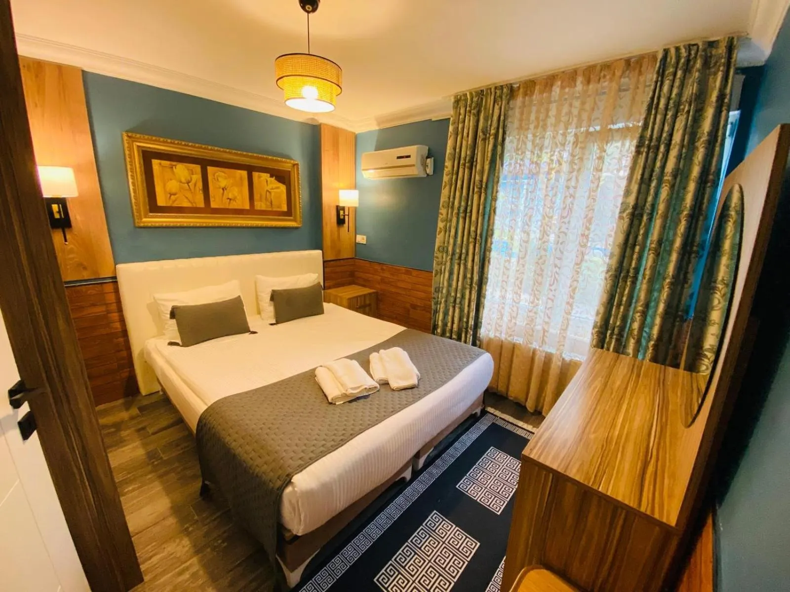 Bed in Royal Loft Suit