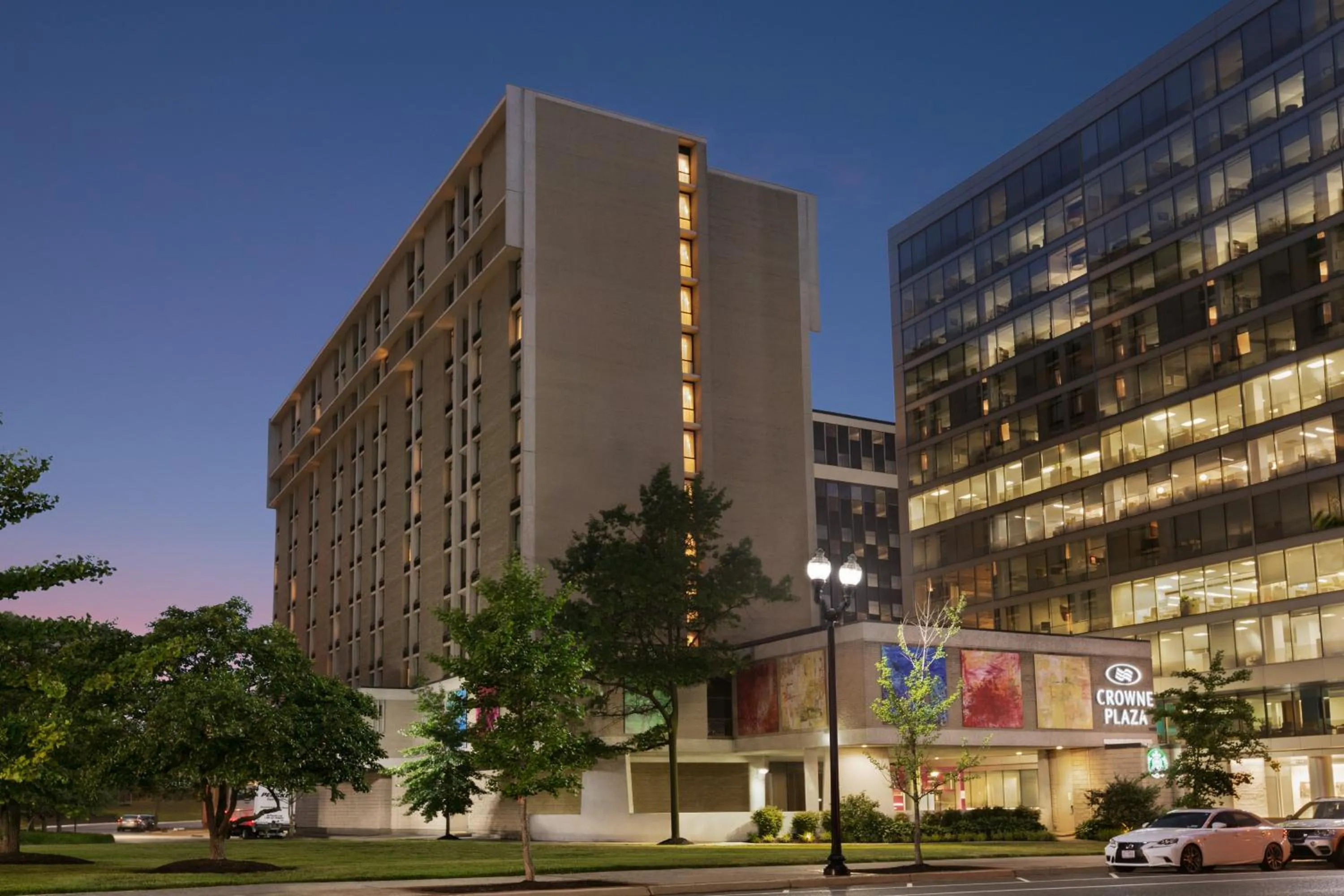 Property building in Crowne Plaza Crystal City-Washington, D.C. by IHG