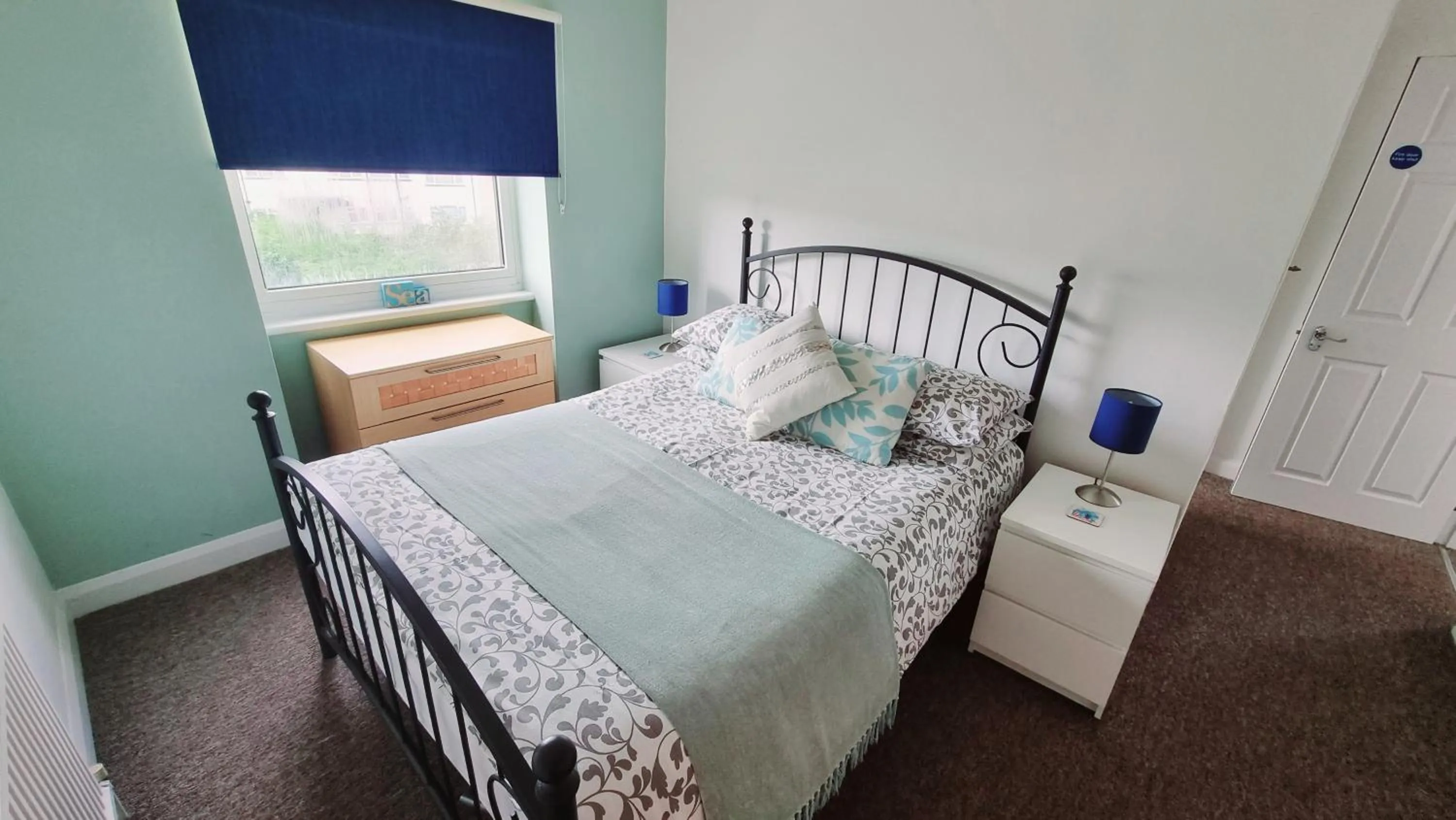 Bedroom, Bed in Beachcomber Holiday Apartments