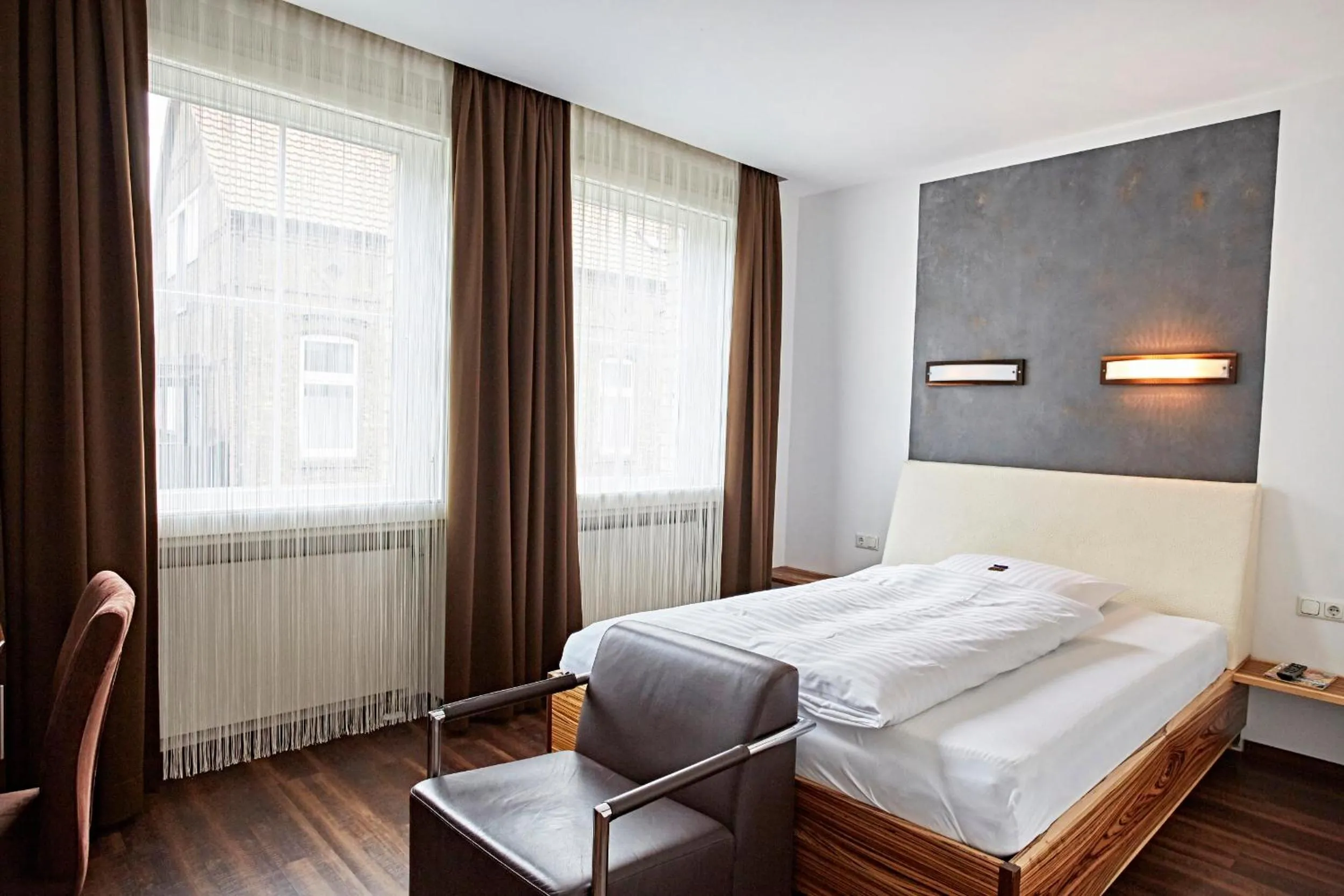 Day, Bed in Hotel Zur Wartburg