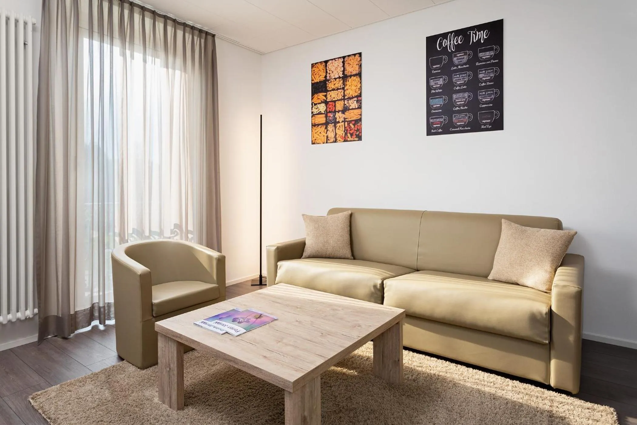 Bedroom in Hotel Du Lac