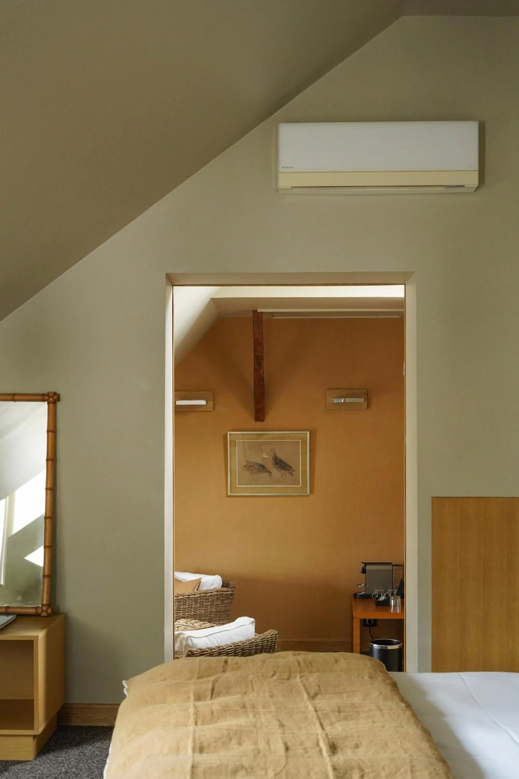 Bedroom, Bed in L'Absinthe Hôtel