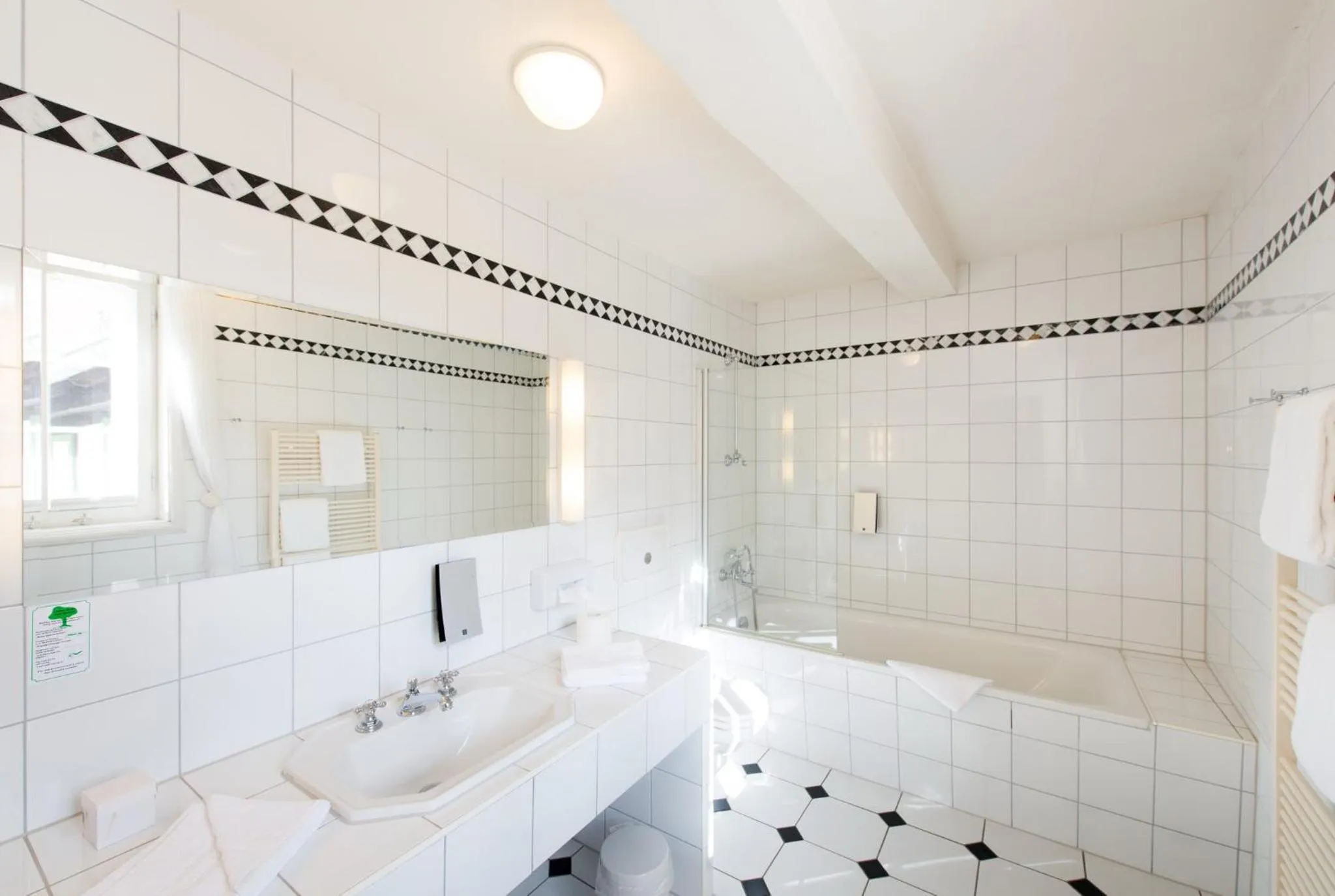 Bathroom in Hotel Theophano