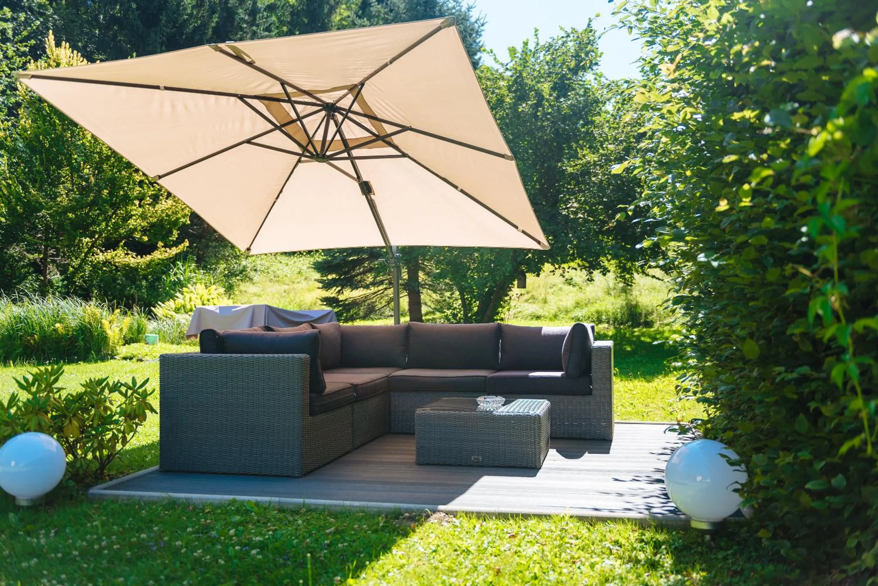 Patio in Hotel Eden Park