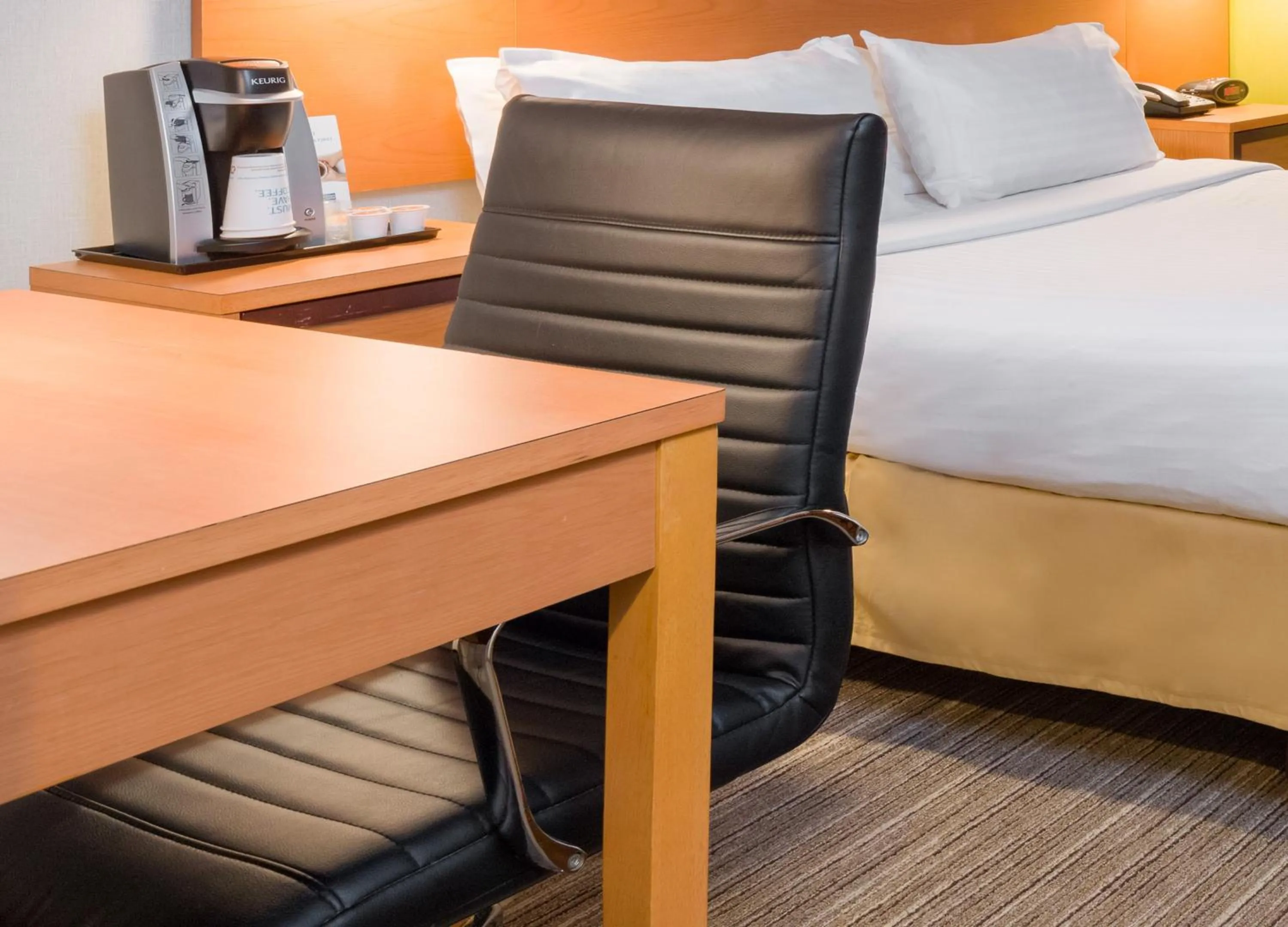 Photo of the whole room, Bed in Holiday Inn Express - Times Square by IHG