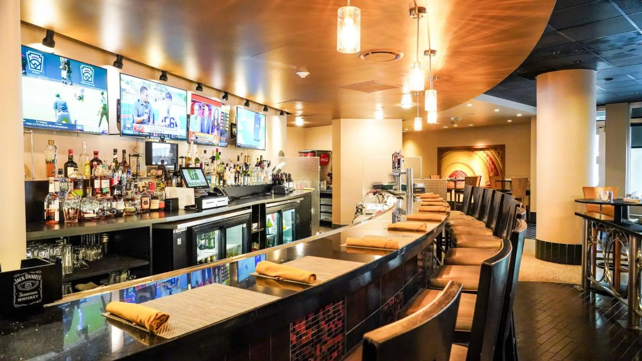 Restaurant/places to eat in Holiday Inn Washington Capitol-National Mall by IHG