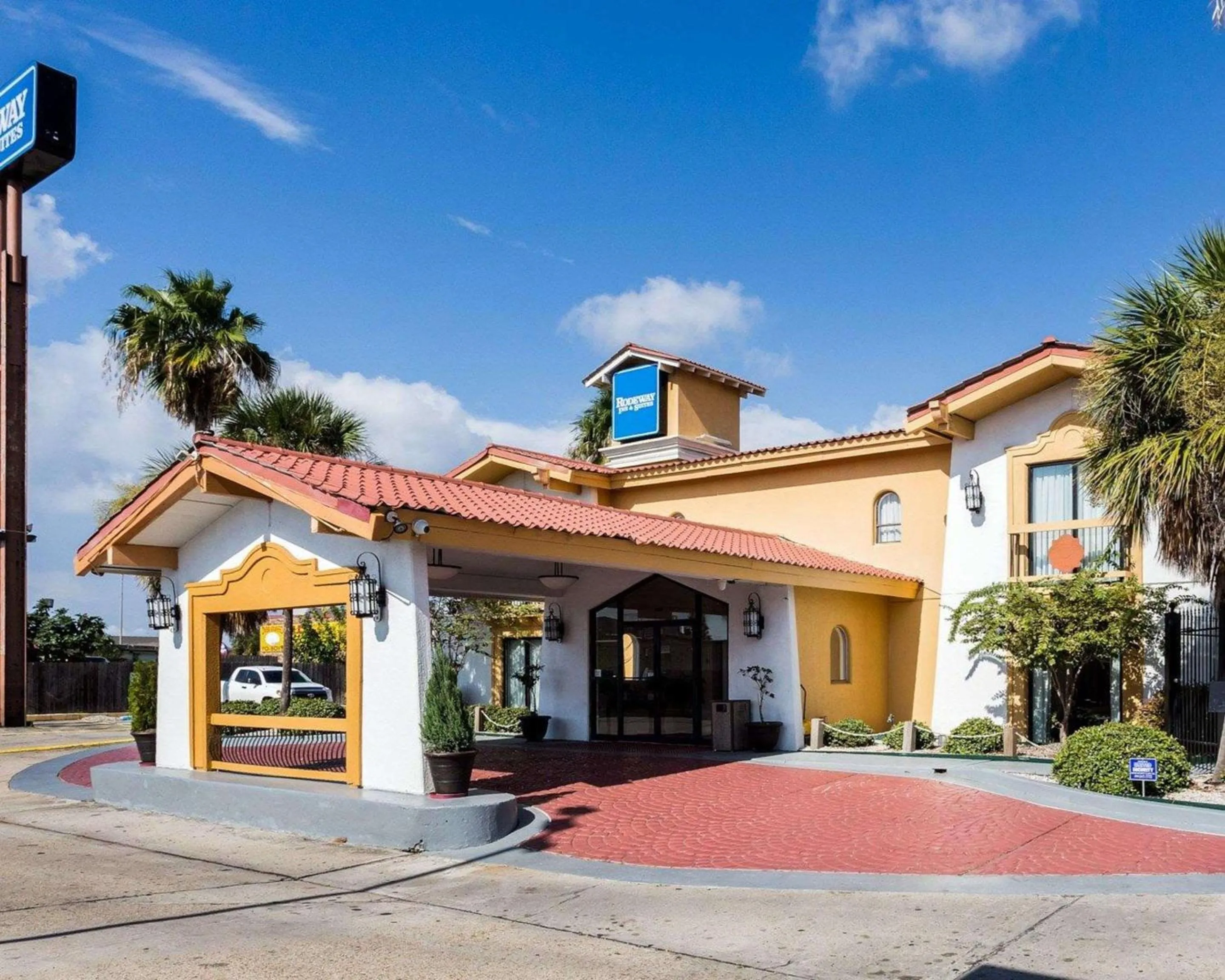 Property building in Sunrise Inn & Suites New Orleans