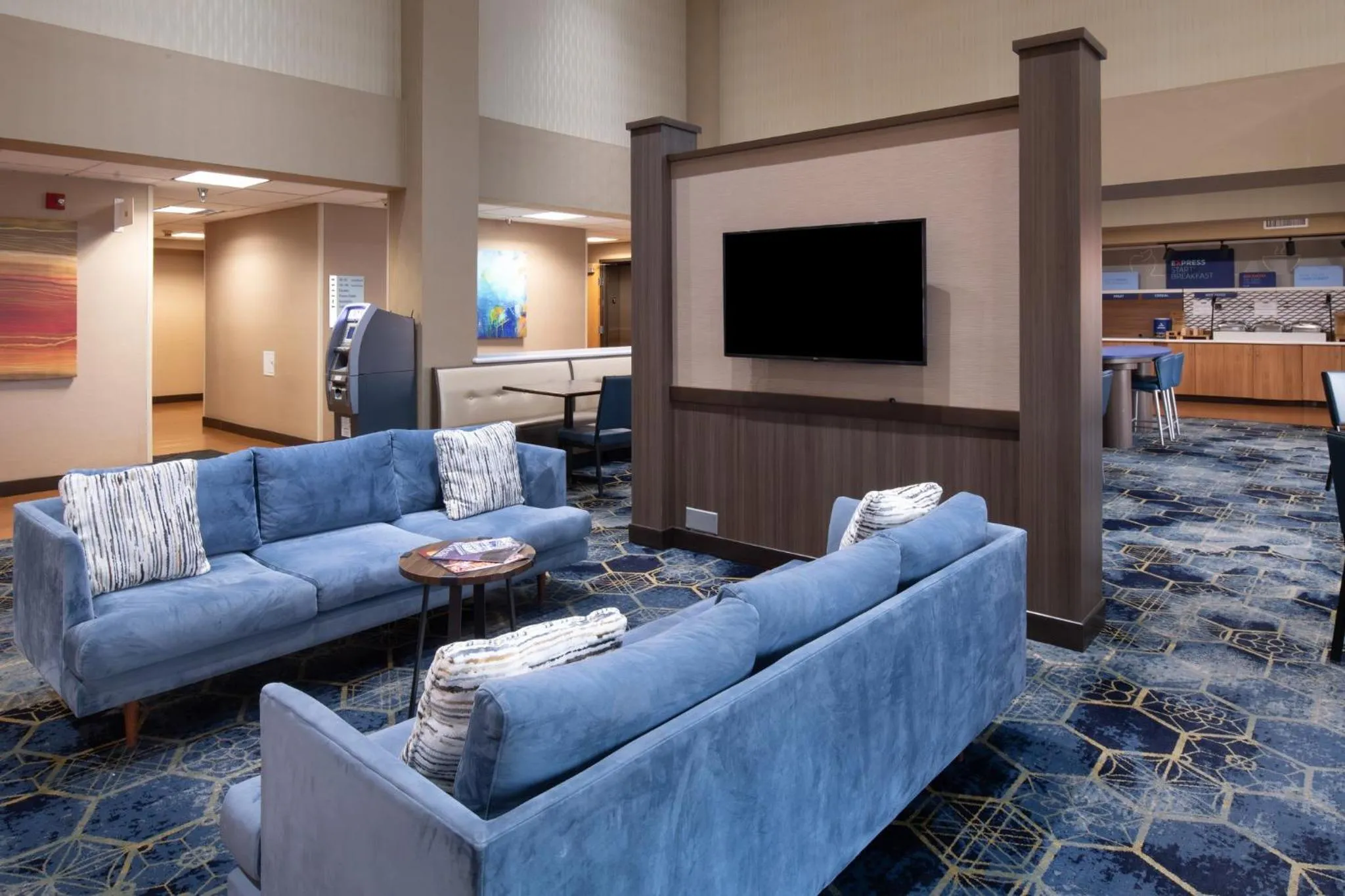 Property building in Holiday Inn Express Hotel and Suites - Henderson by IHG