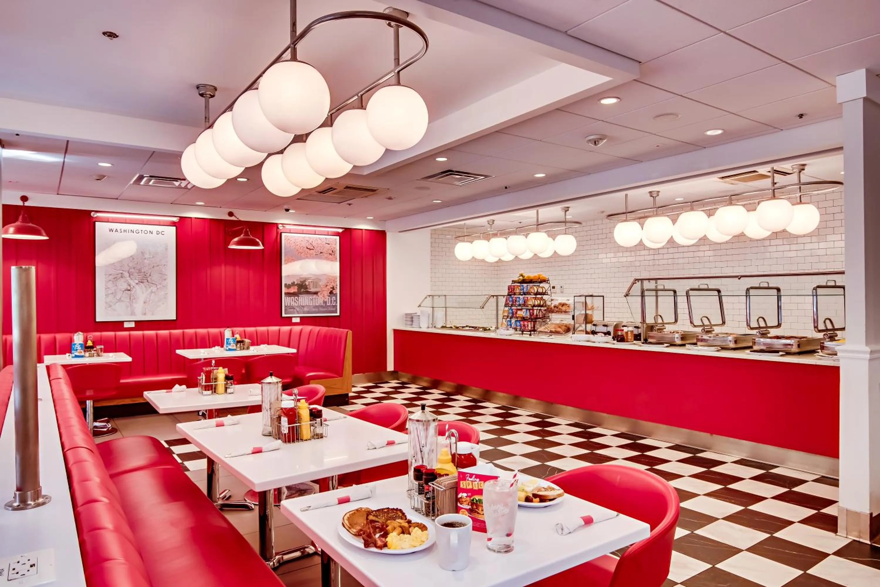 Restaurant/places to eat in Holiday Inn Washington-Central/White House by IHG