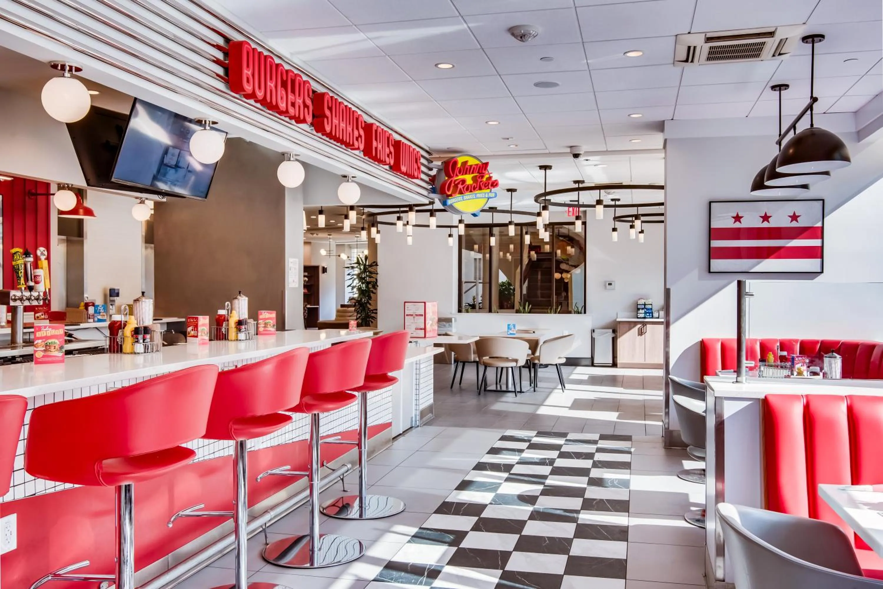 Lounge or bar in Holiday Inn Washington-Central/White House by IHG