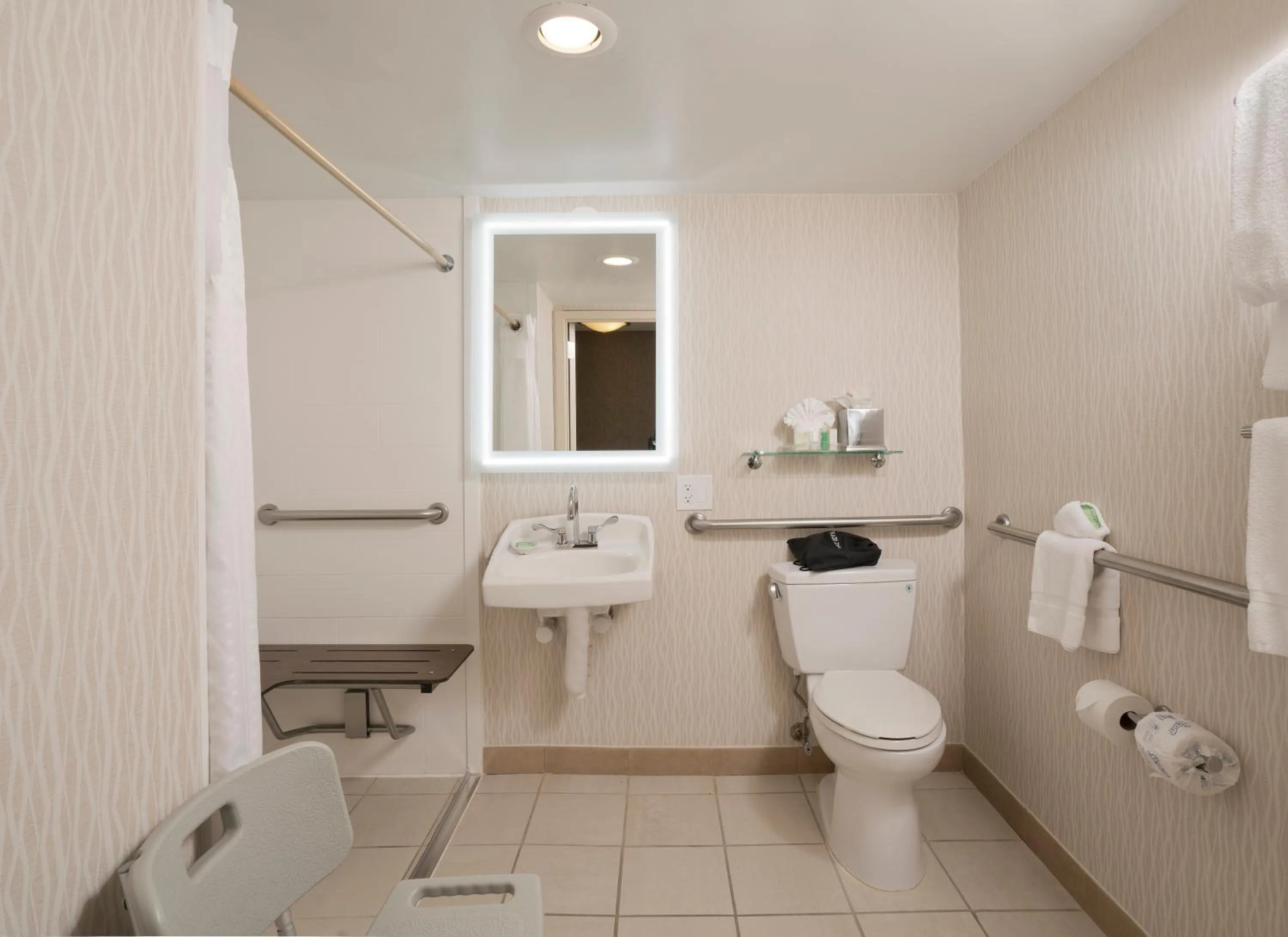 Bathroom in Holiday Inn Washington-Central/White House by IHG