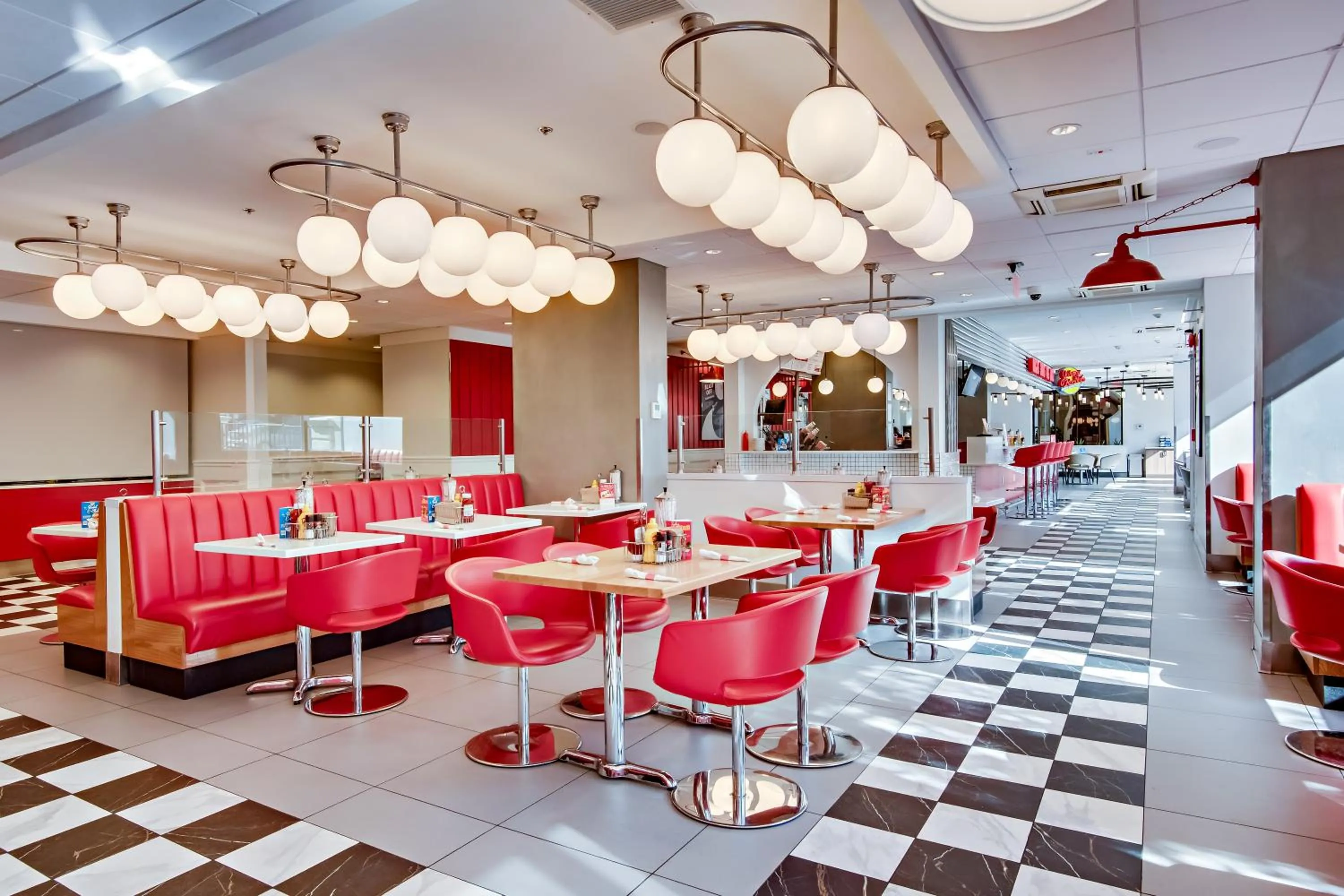 Restaurant/places to eat in Holiday Inn Washington-Central/White House by IHG