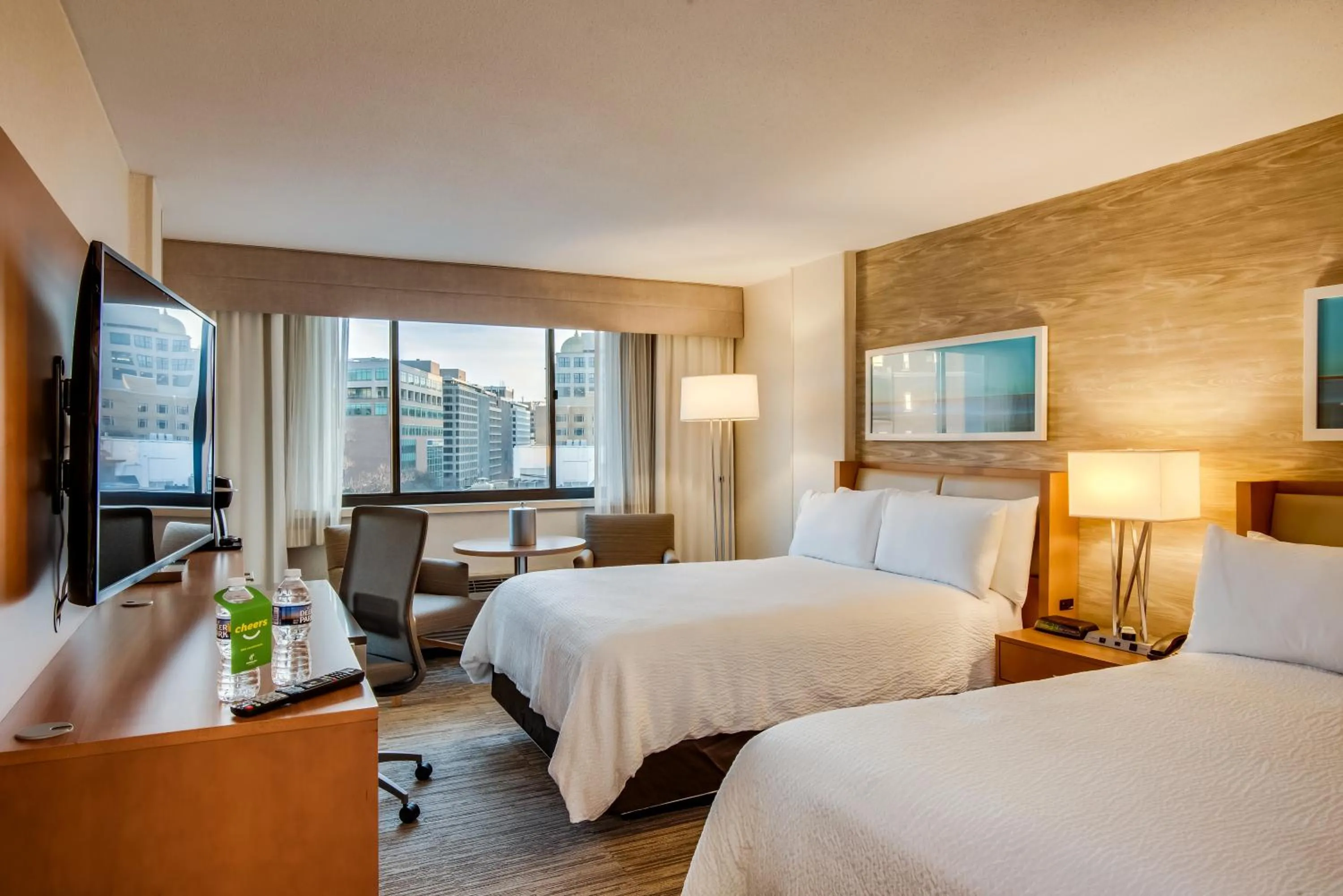 Bedroom, Bed in Holiday Inn Washington-Central/White House by IHG