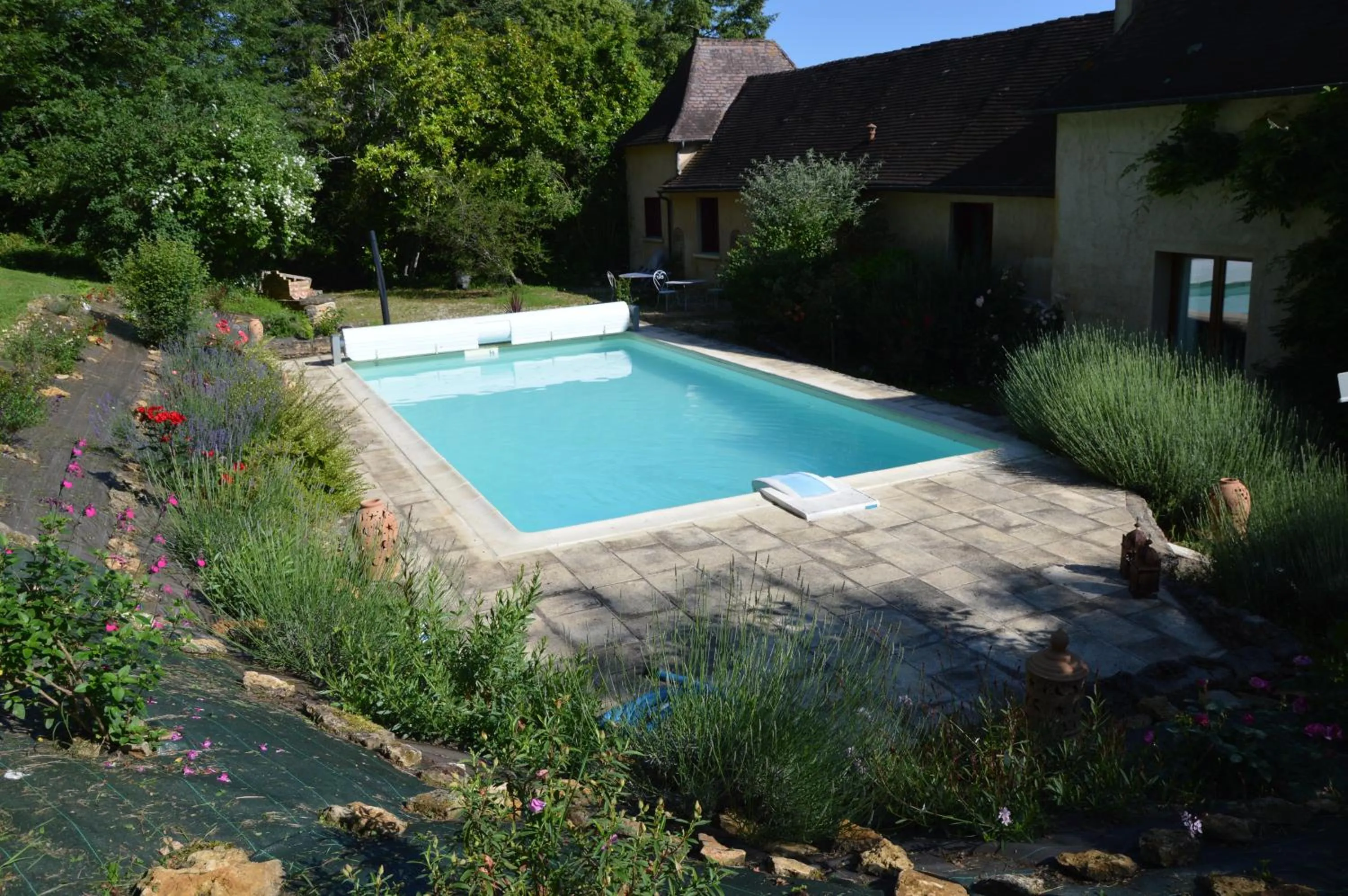 Swimming pool in Les Deux Tours