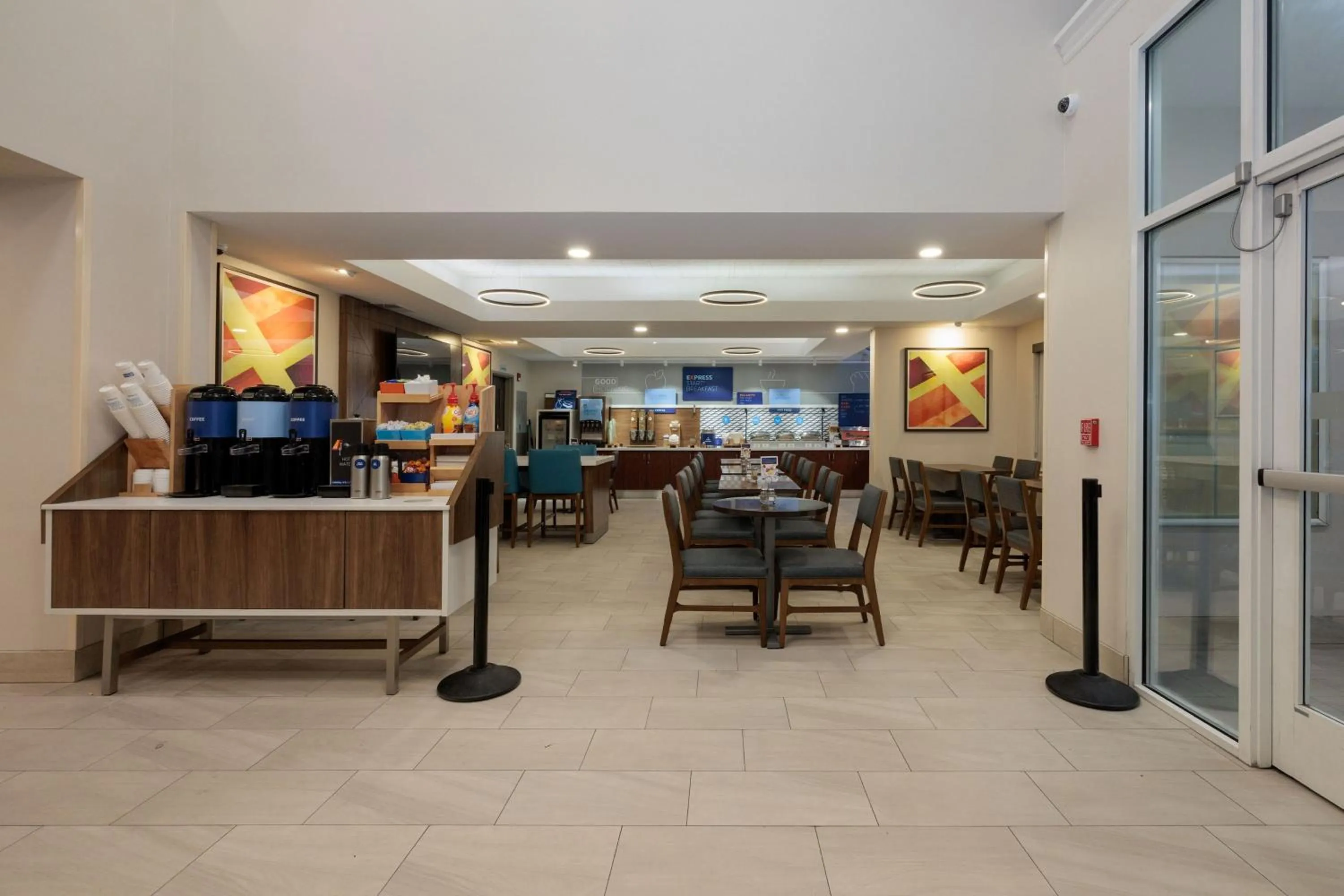 Breakfast in Holiday Inn Express Berkeley by IHG