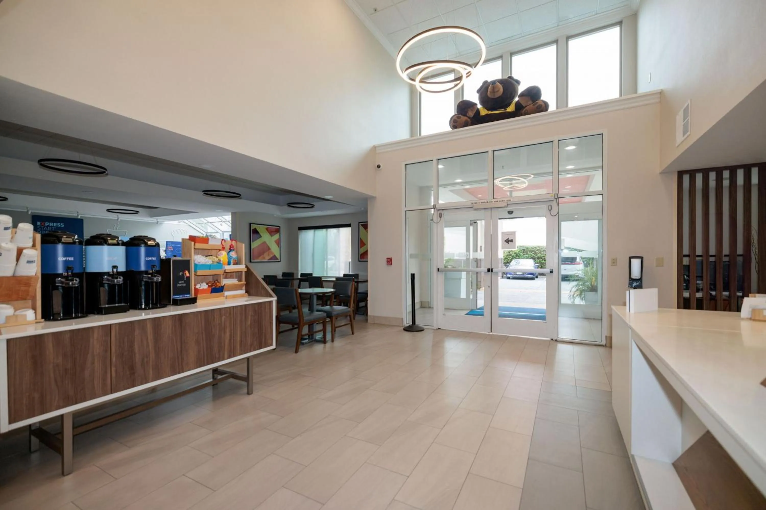 Property building in Holiday Inn Express Berkeley by IHG