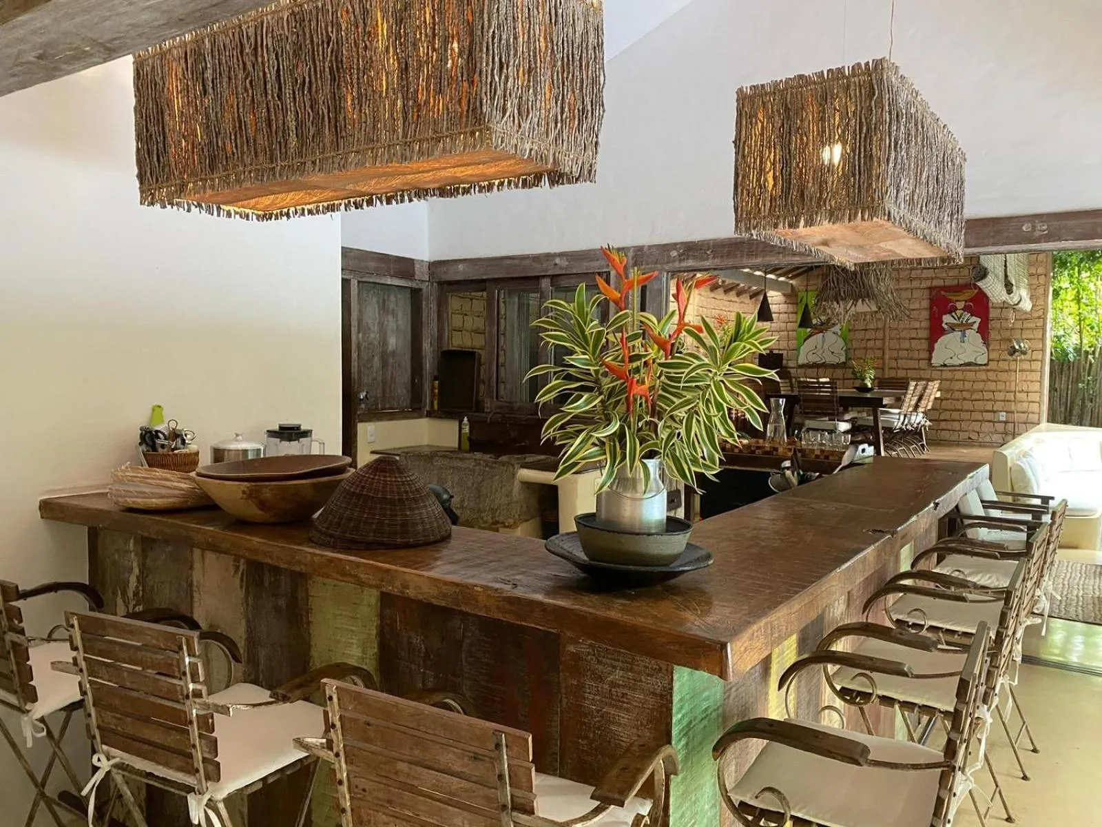 Property building in Casa Angatu