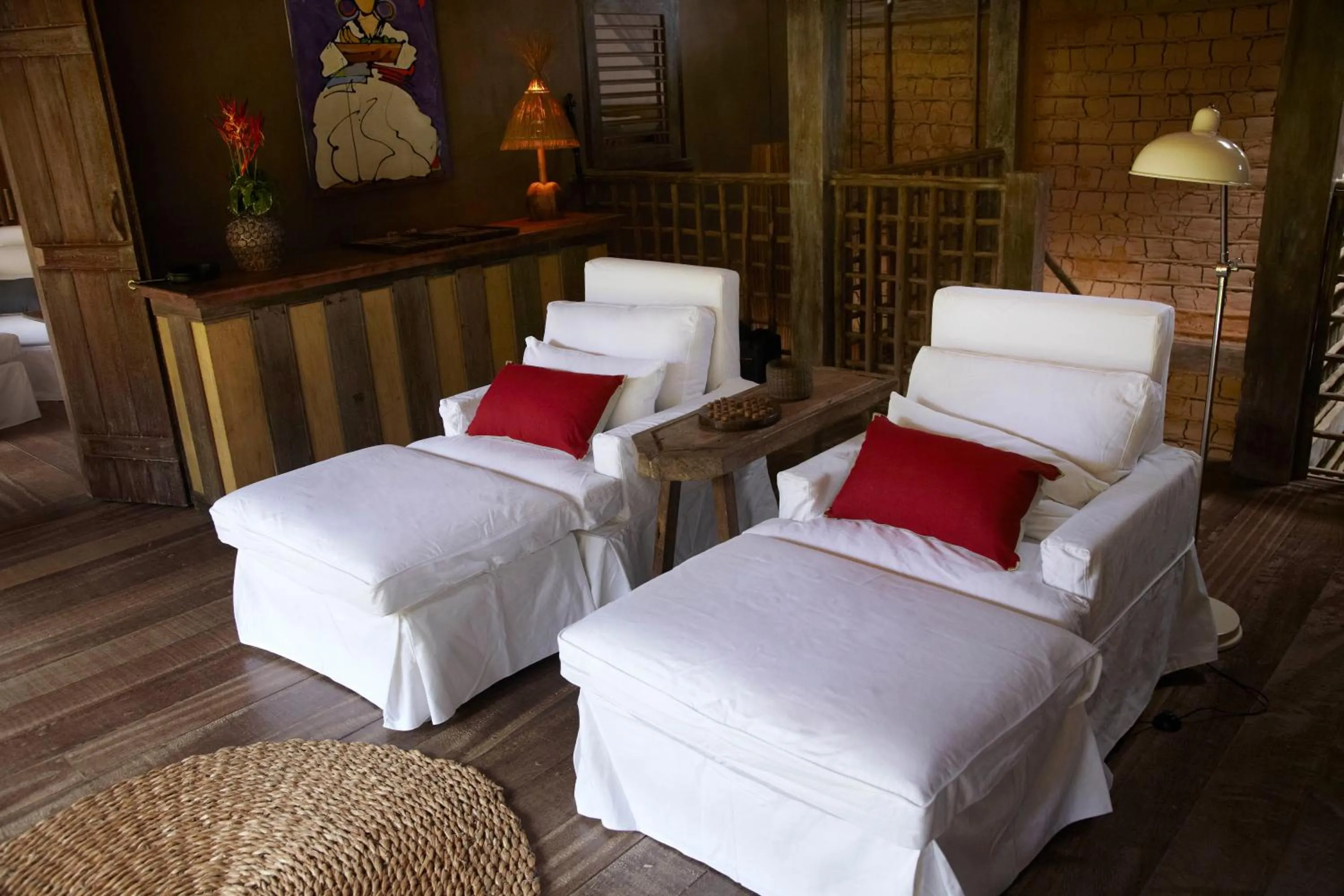 Property building, Bed in Casa Angatu