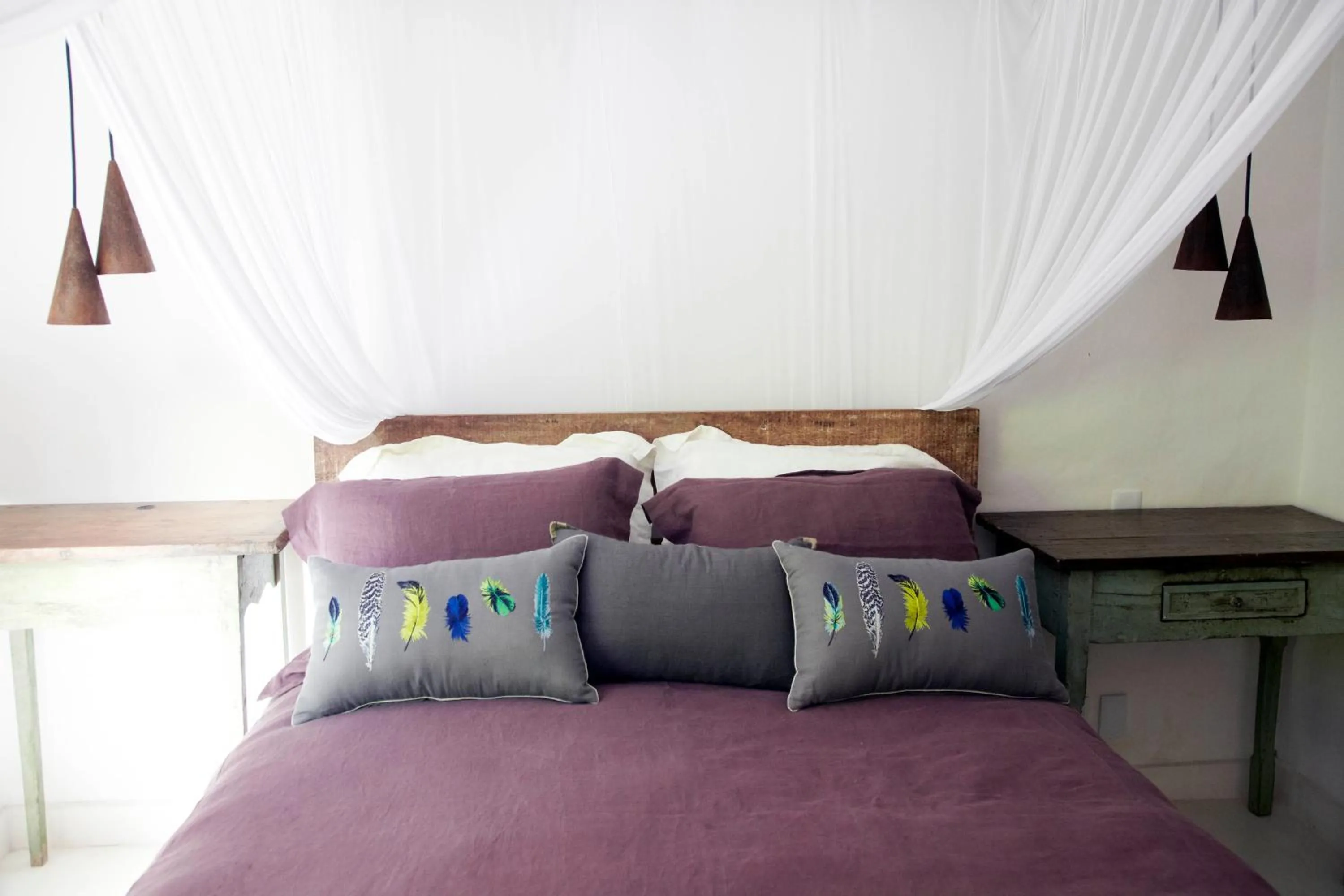 Decorative detail, Bed in Casa Angatu