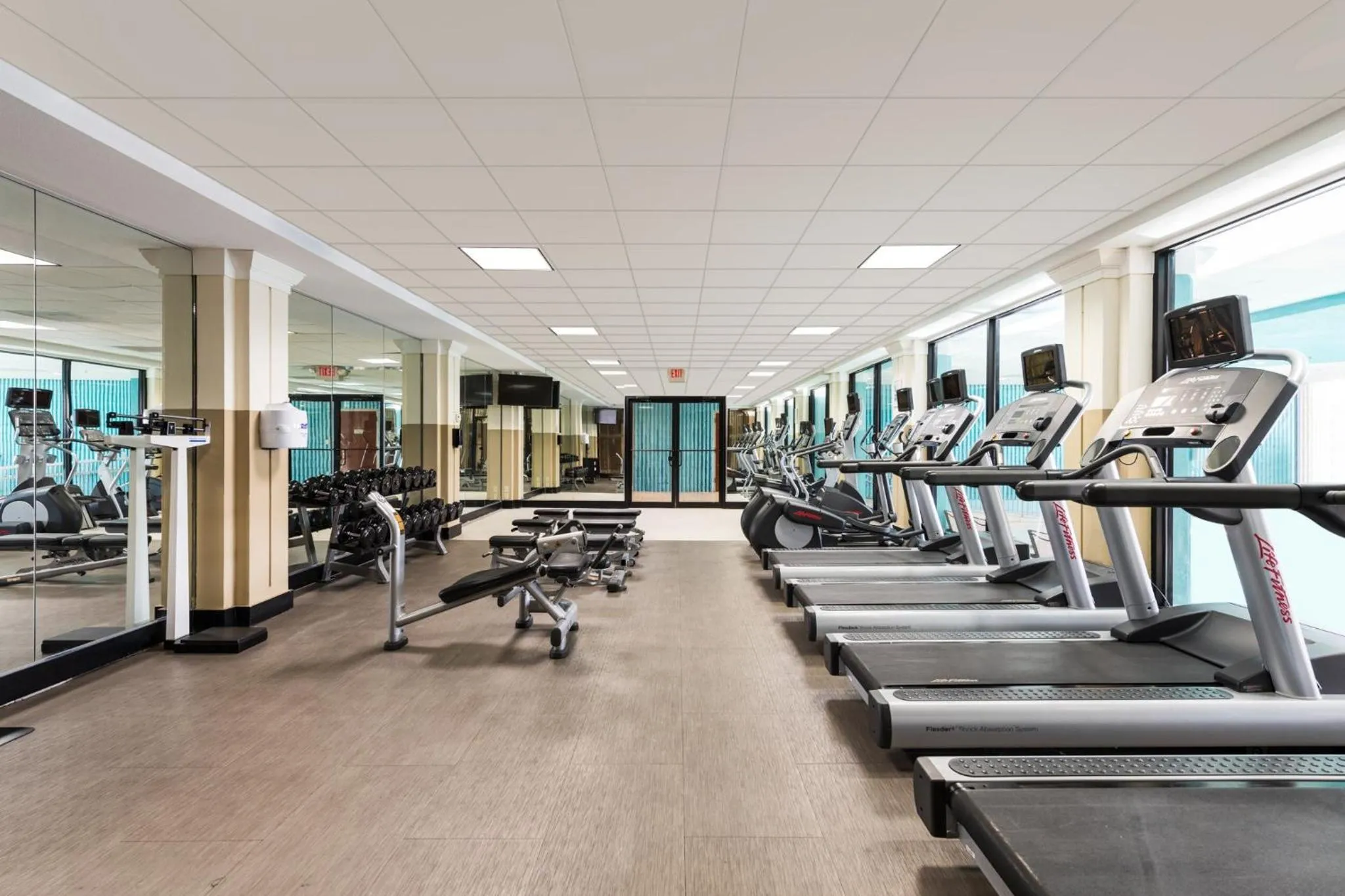 Spa and wellness centre/facilities in Crowne Plaza Newark Airport by IHG