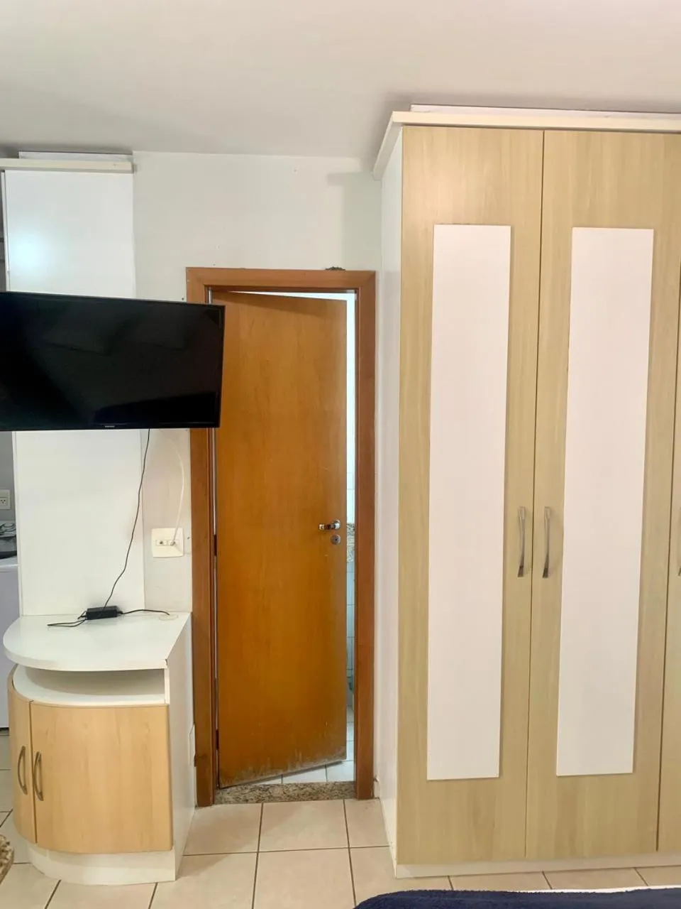 wardrobe in #Flats Studio 45 Bueno Oeste