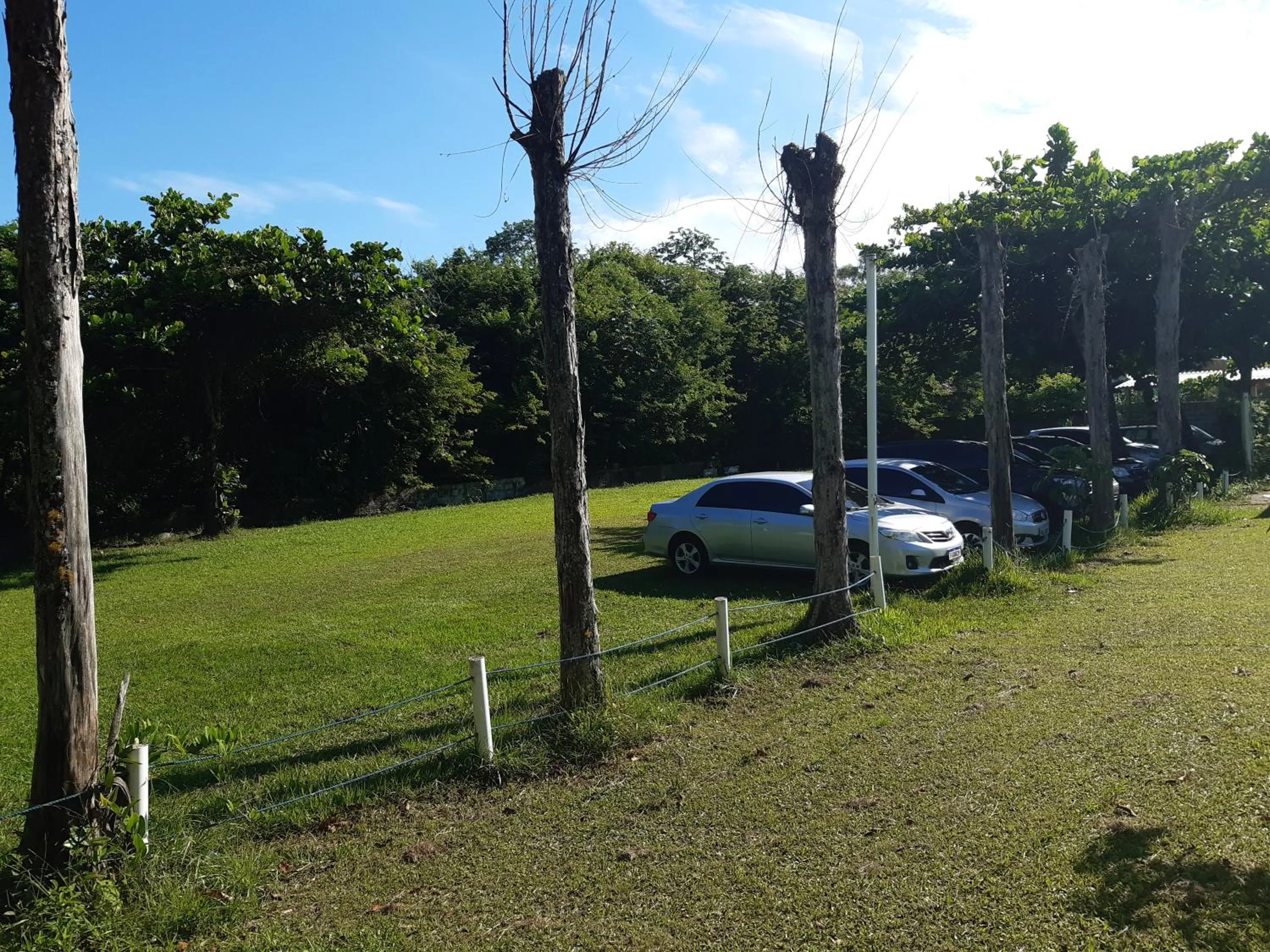 Parking in Samburá Chalés