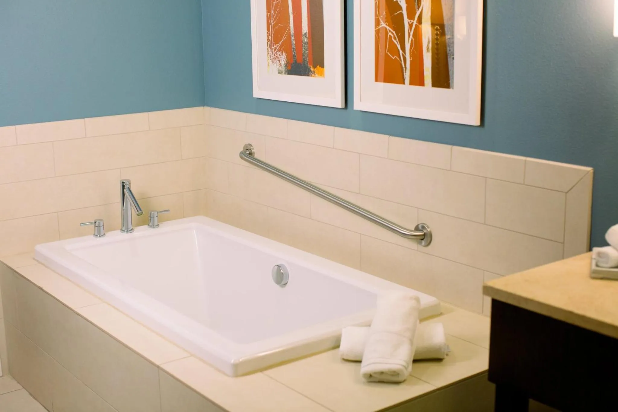 Bathroom in Hotel Indigo San Diego - Gaslamp Quarter by IHG