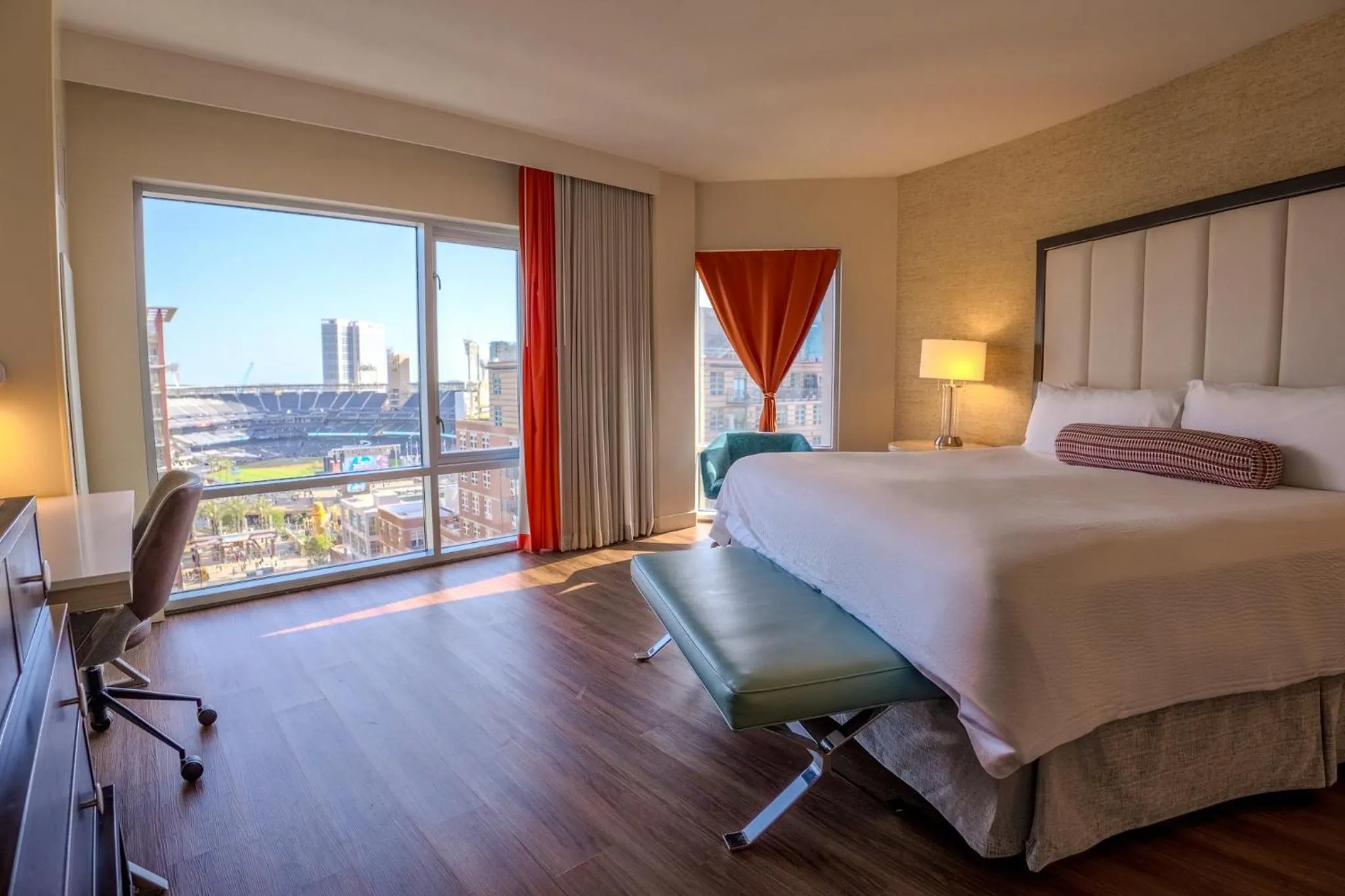 Photo of the whole room, Bed in Hotel Indigo San Diego - Gaslamp Quarter by IHG