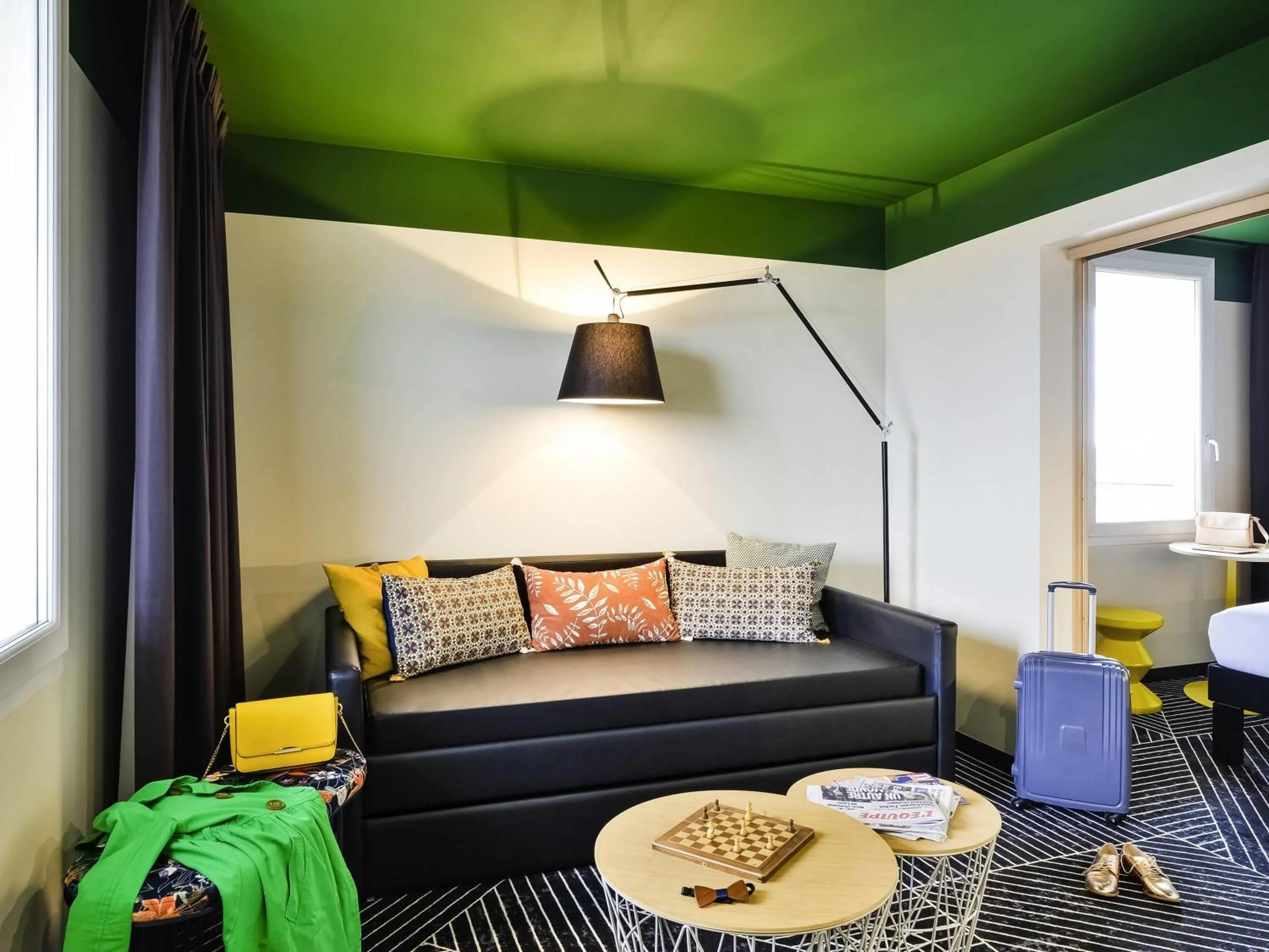 Bedroom in ibis Styles Lyon Meyzieu Arena Stadium