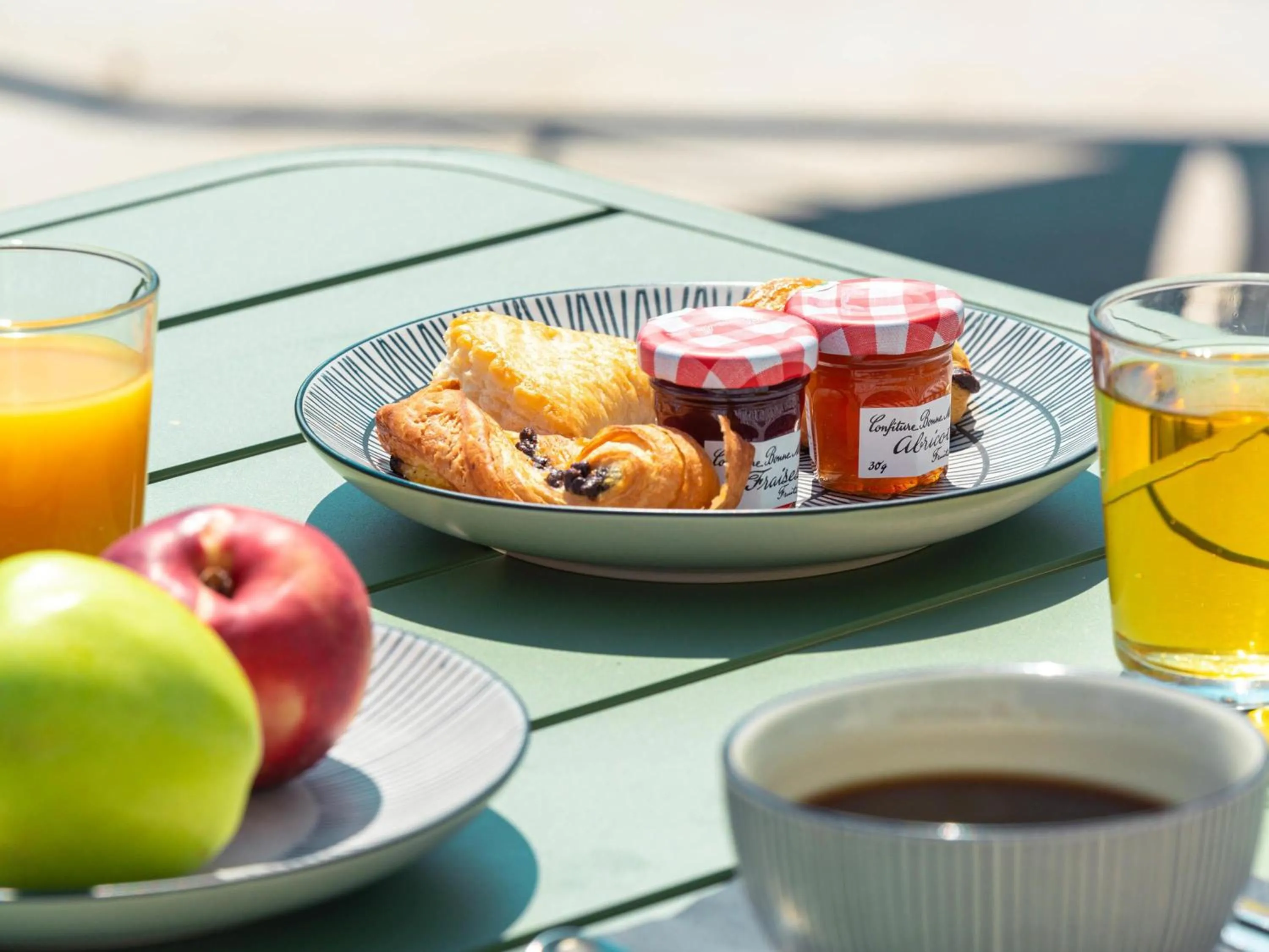 Breakfast in ibis Styles Lyon Meyzieu Arena Stadium