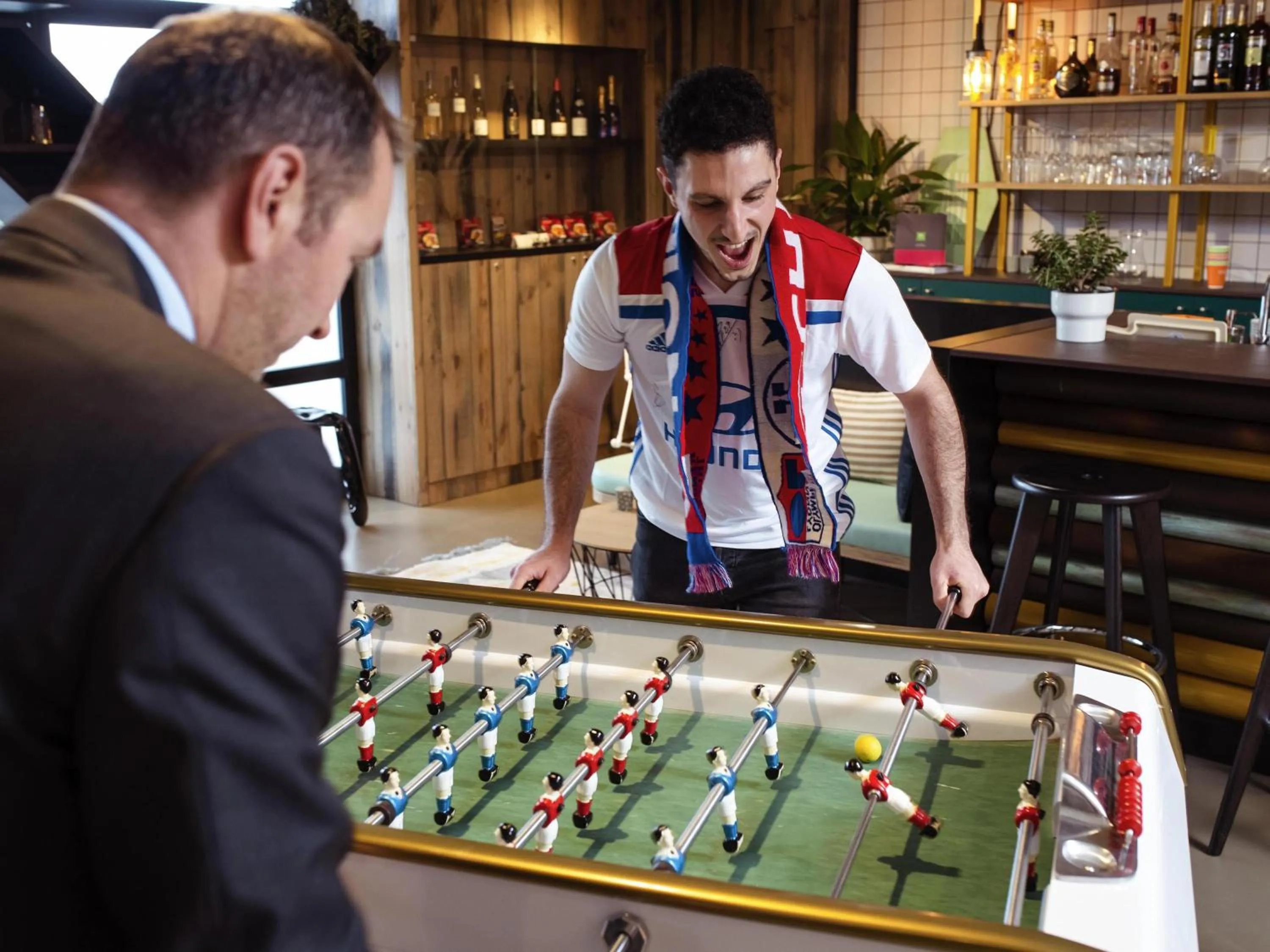 Lounge or bar in ibis Styles Lyon Meyzieu Arena Stadium