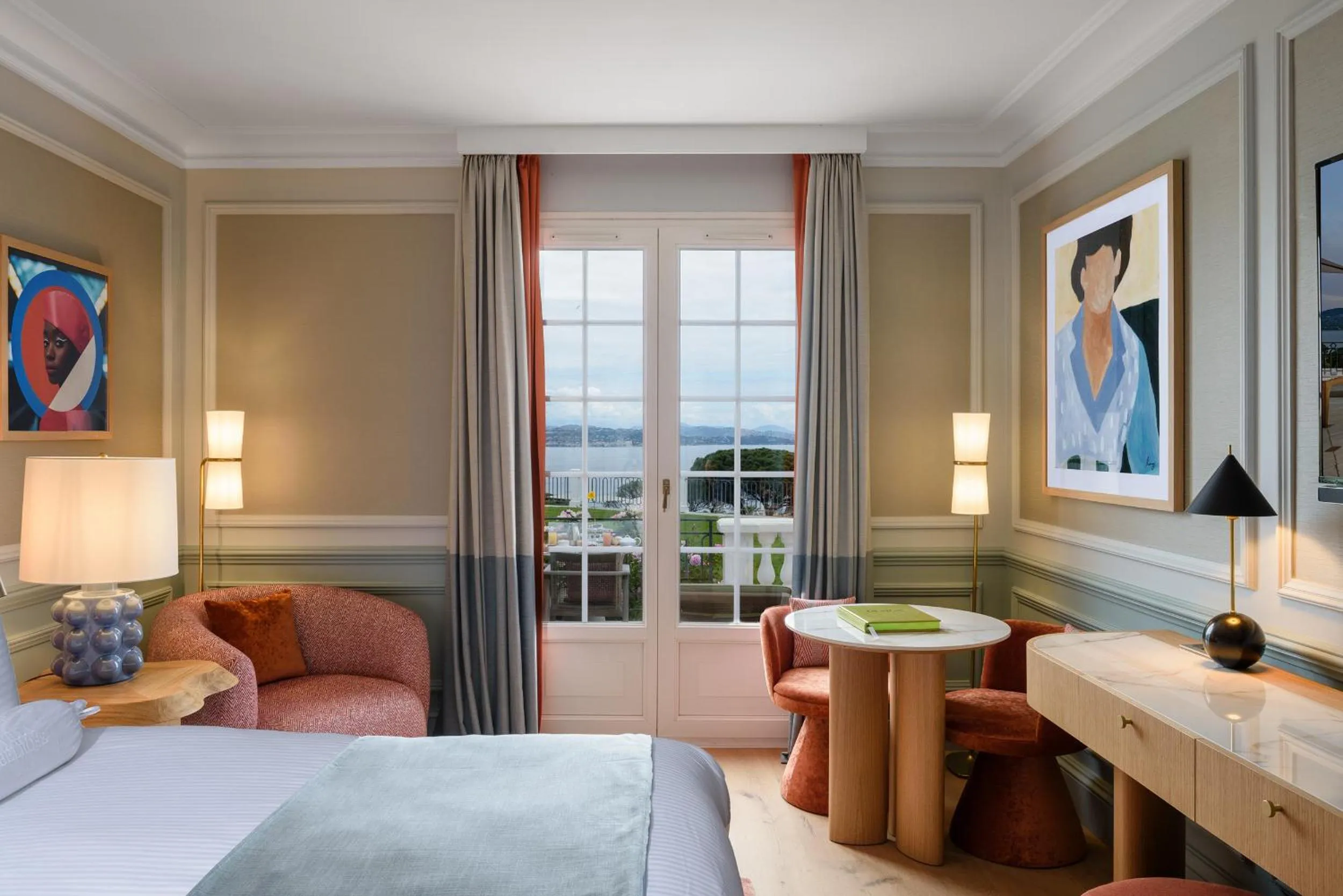 Balcony/Terrace, Bed in Althoff Hotel Villa Belrose