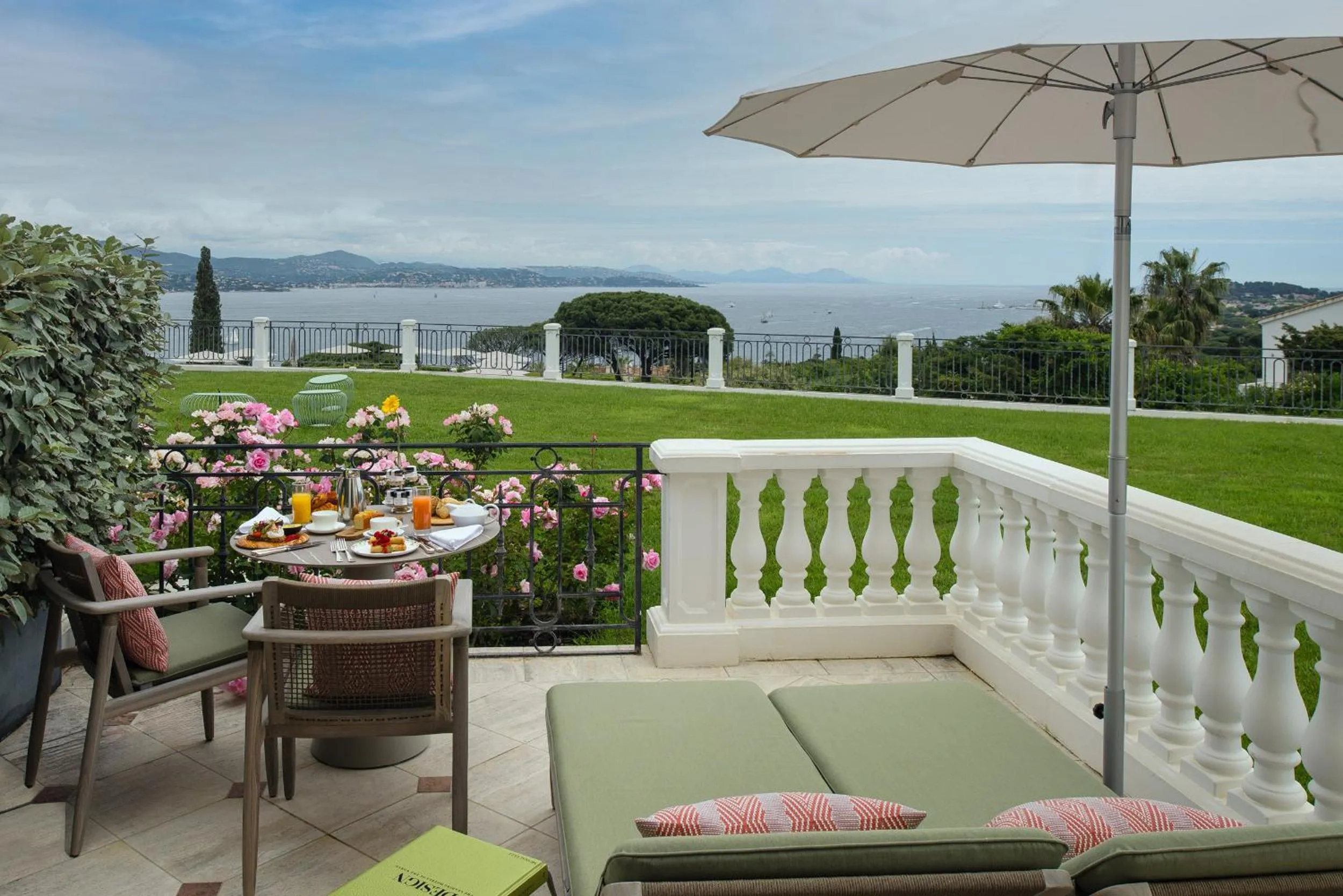 Balcony/Terrace in Althoff Hotel Villa Belrose