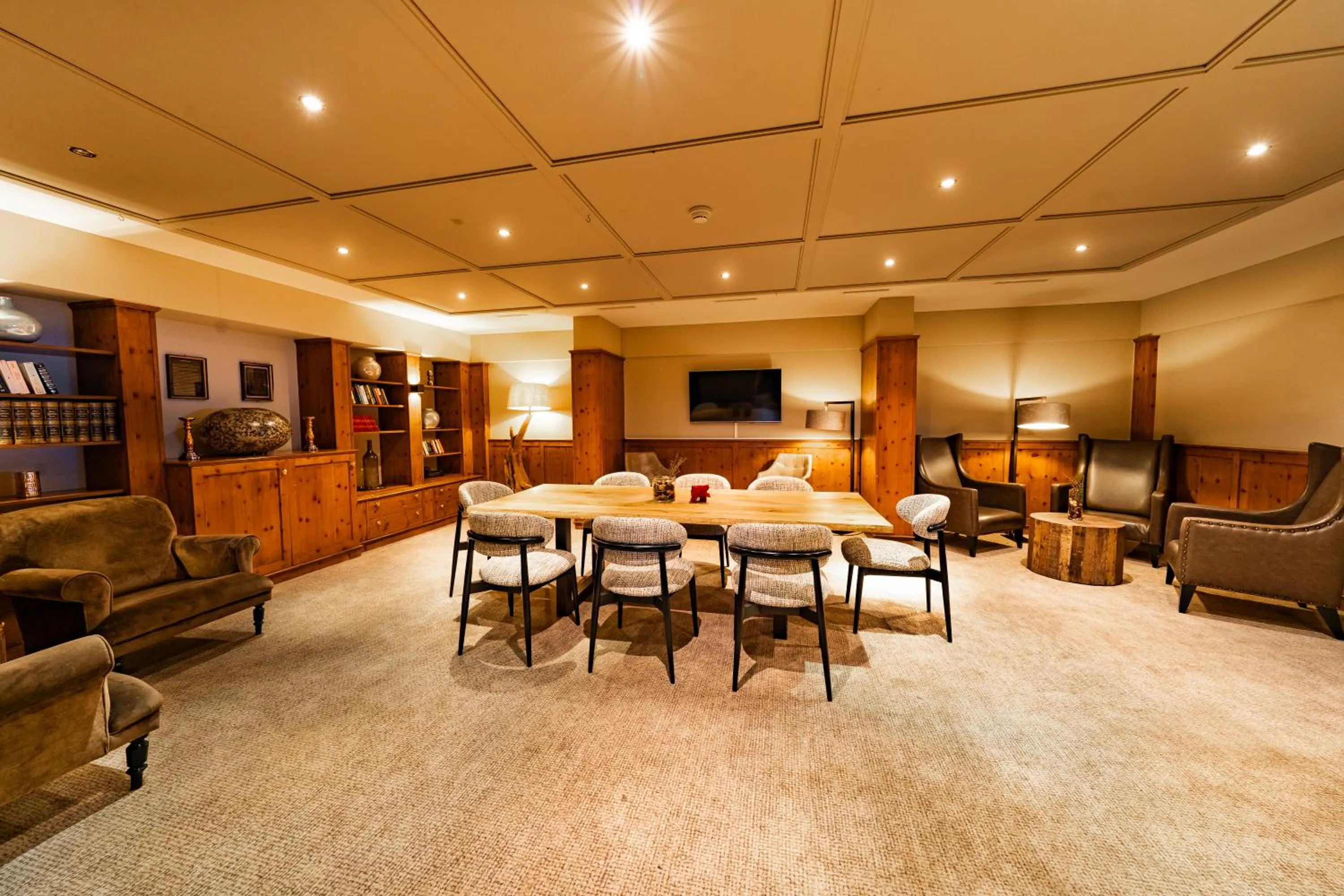 Library in AROSA ALPINE CLUB - Adults only