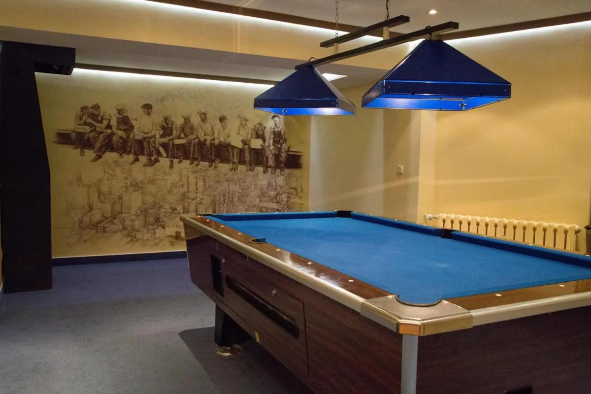 Billiard in Hotel Reifenstein