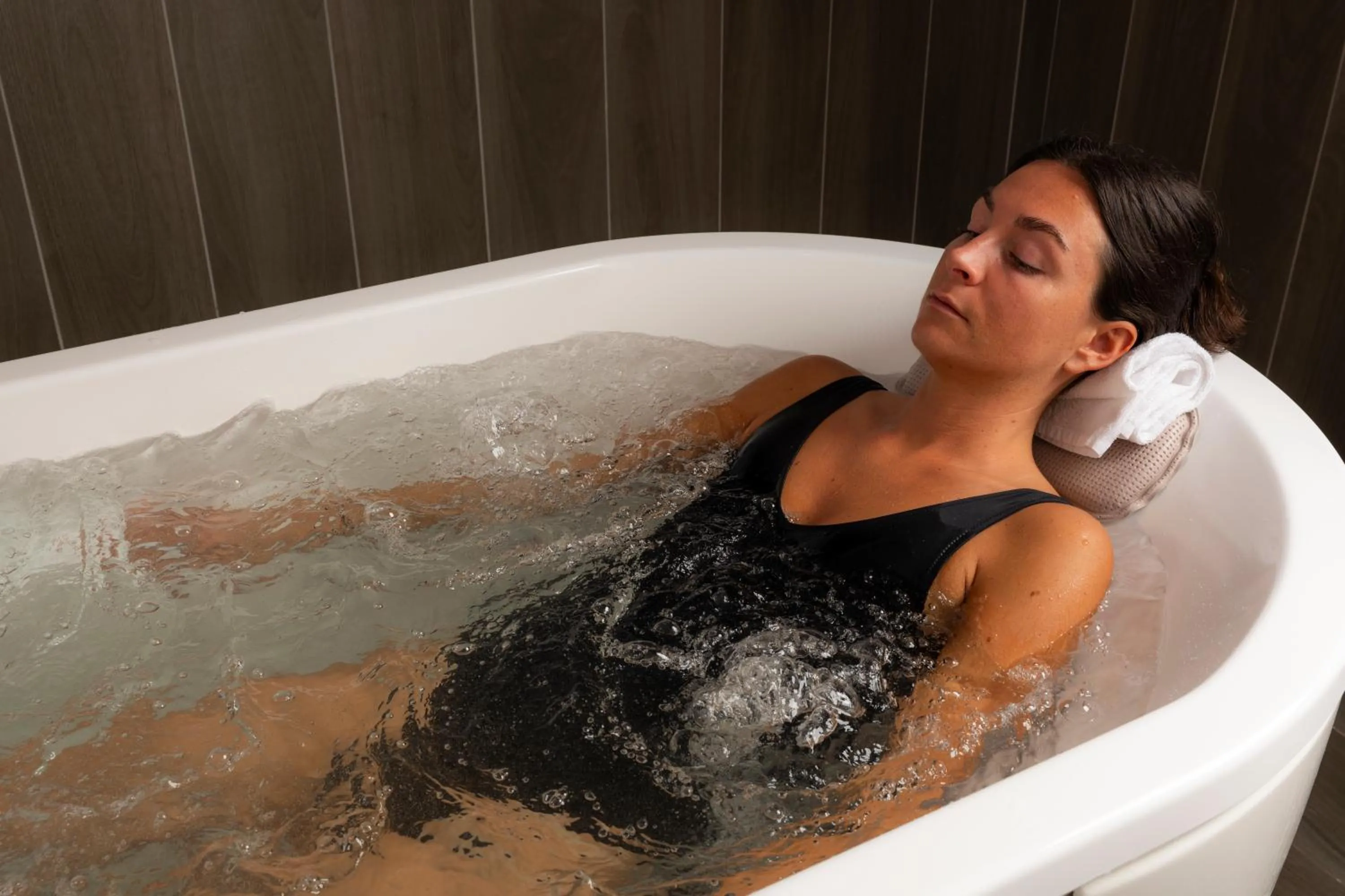 Spa and wellness centre/facilities in Hotel Kastel & Spa avec piscine d'eau de mer chauffée et située à 50 m de l'hôtel