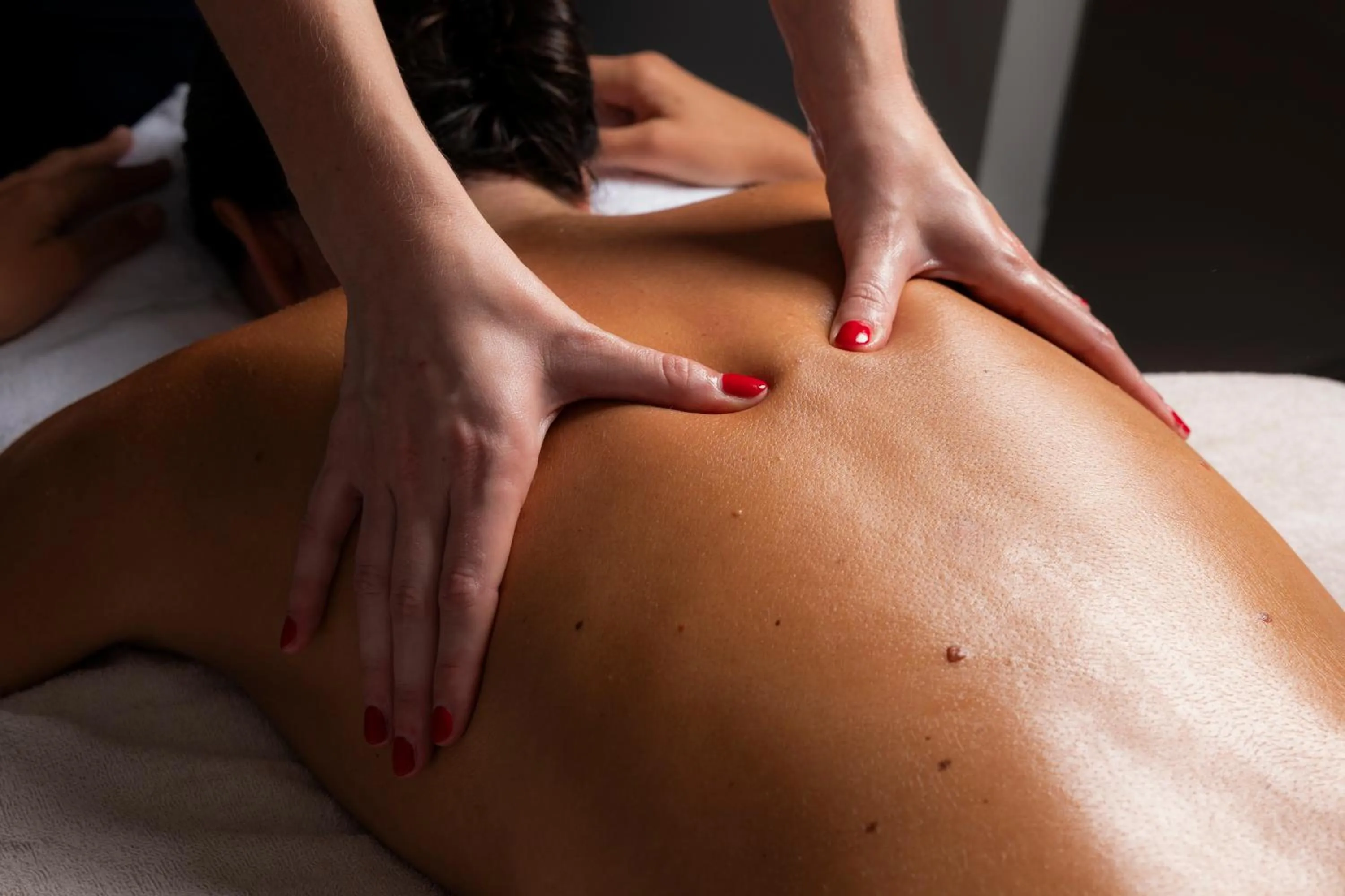 Massage in Hotel Kastel & Spa avec piscine d'eau de mer chauffée et située à 50 m de l'hôtel