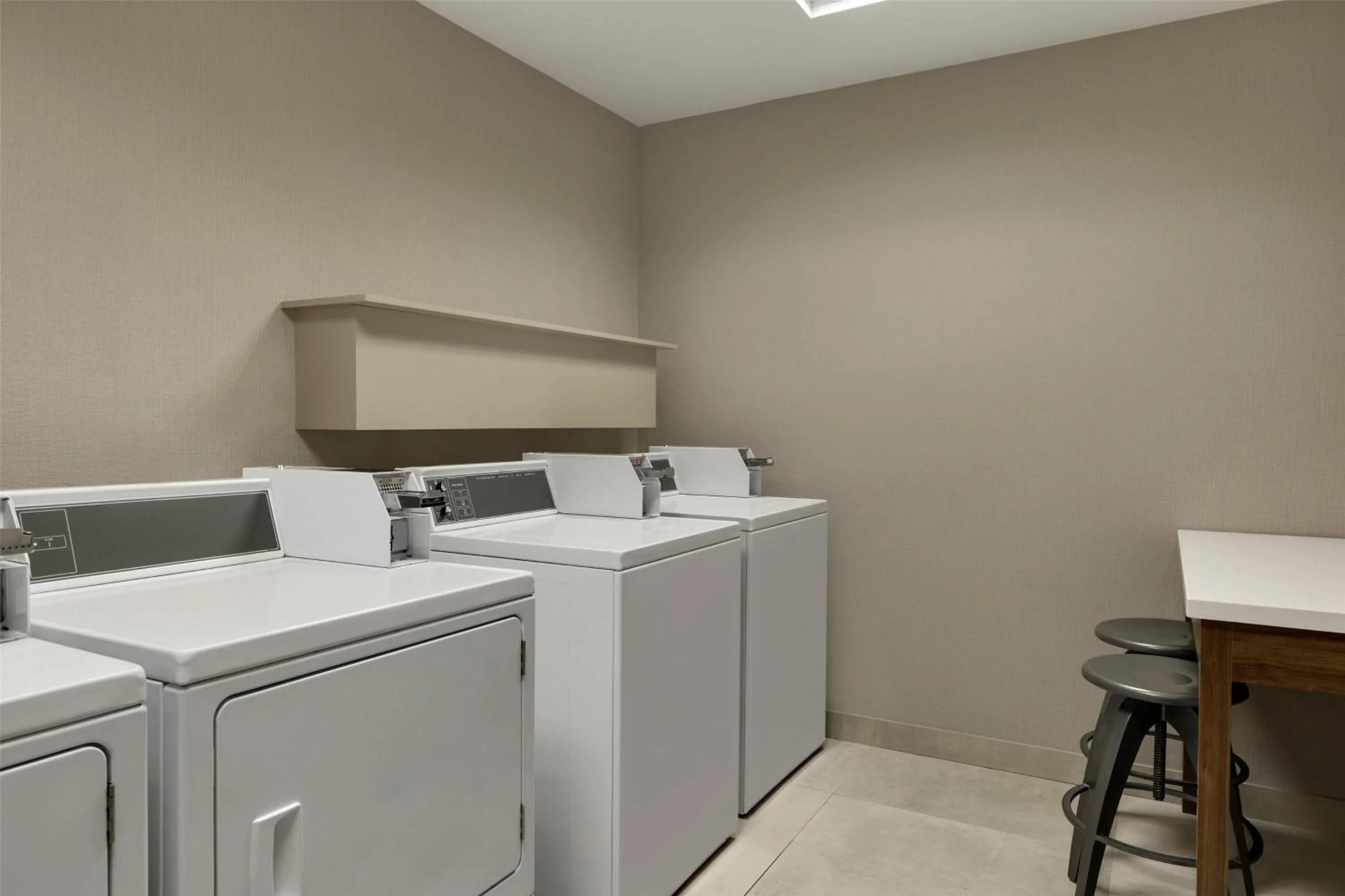 laundry in Hilton Garden Inn Riverhead