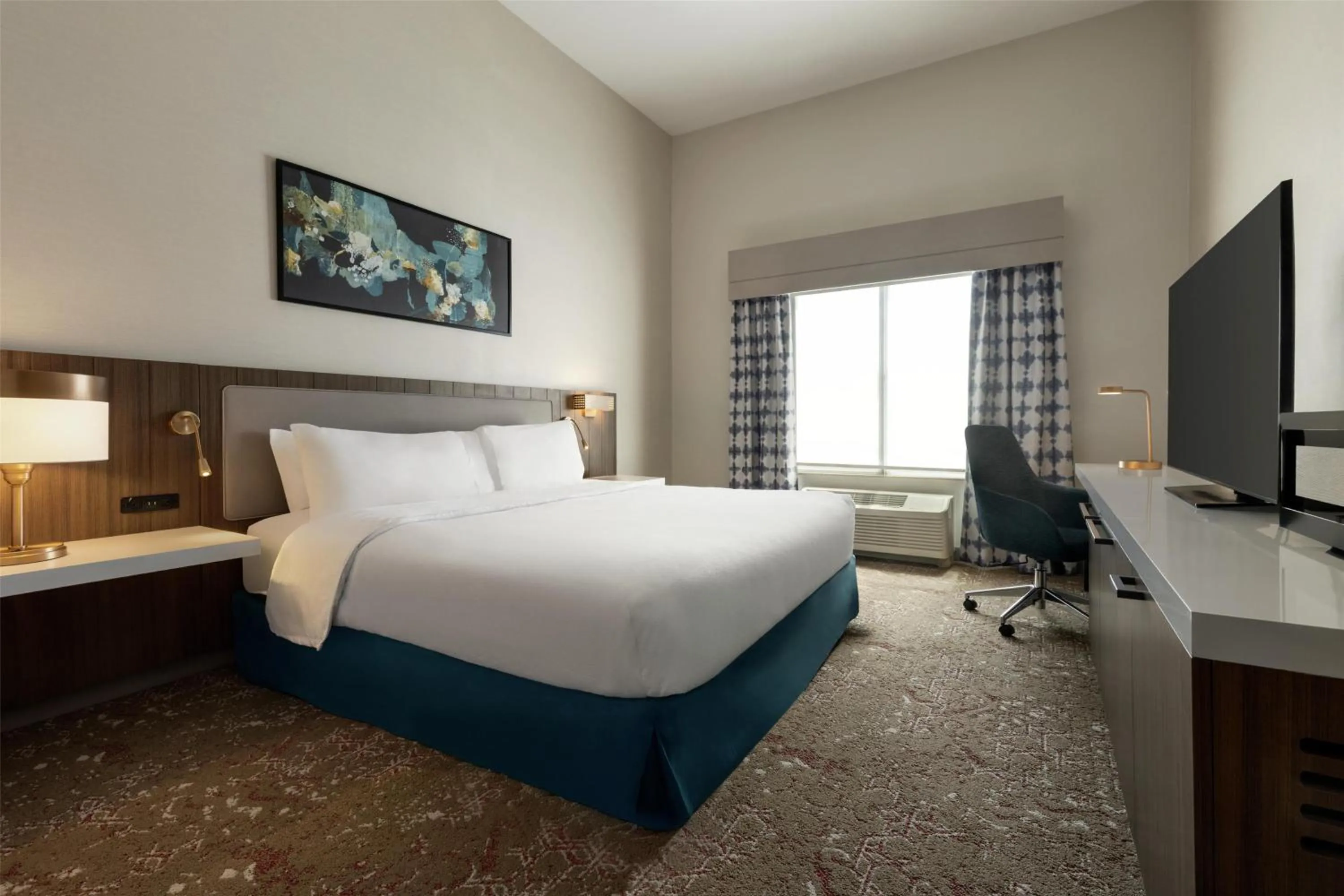 Bed in Hilton Garden Inn Riverhead